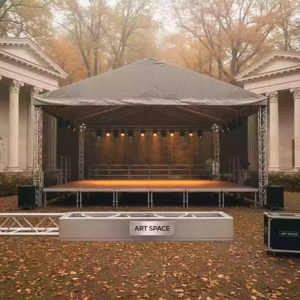 Аренда Сцена двускатная 6х4 м металлик в комплексе «Дагомыс» — ART SPACE
