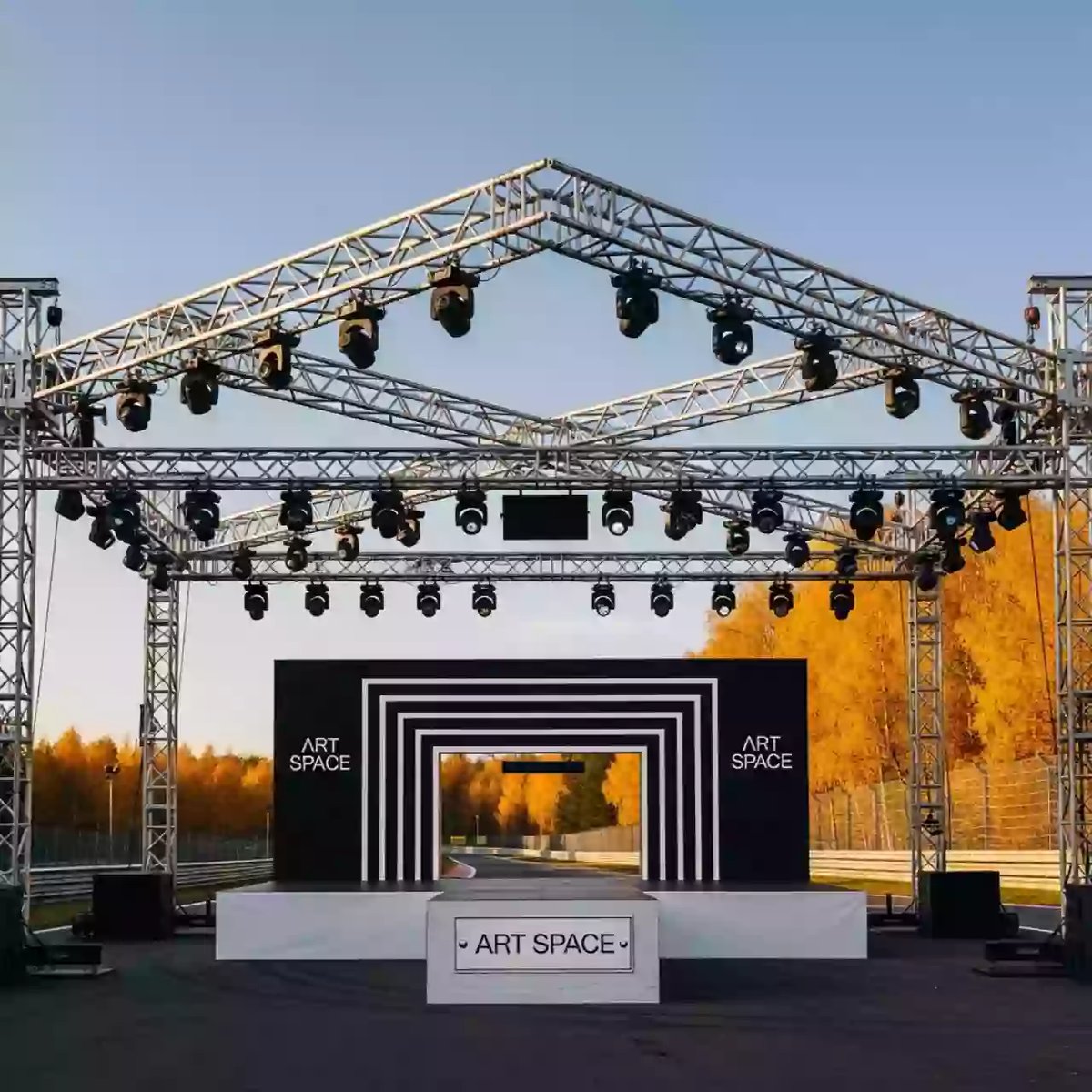 Аренда Сцена из ферм 6х4 в Karat Resort — ART SPACE