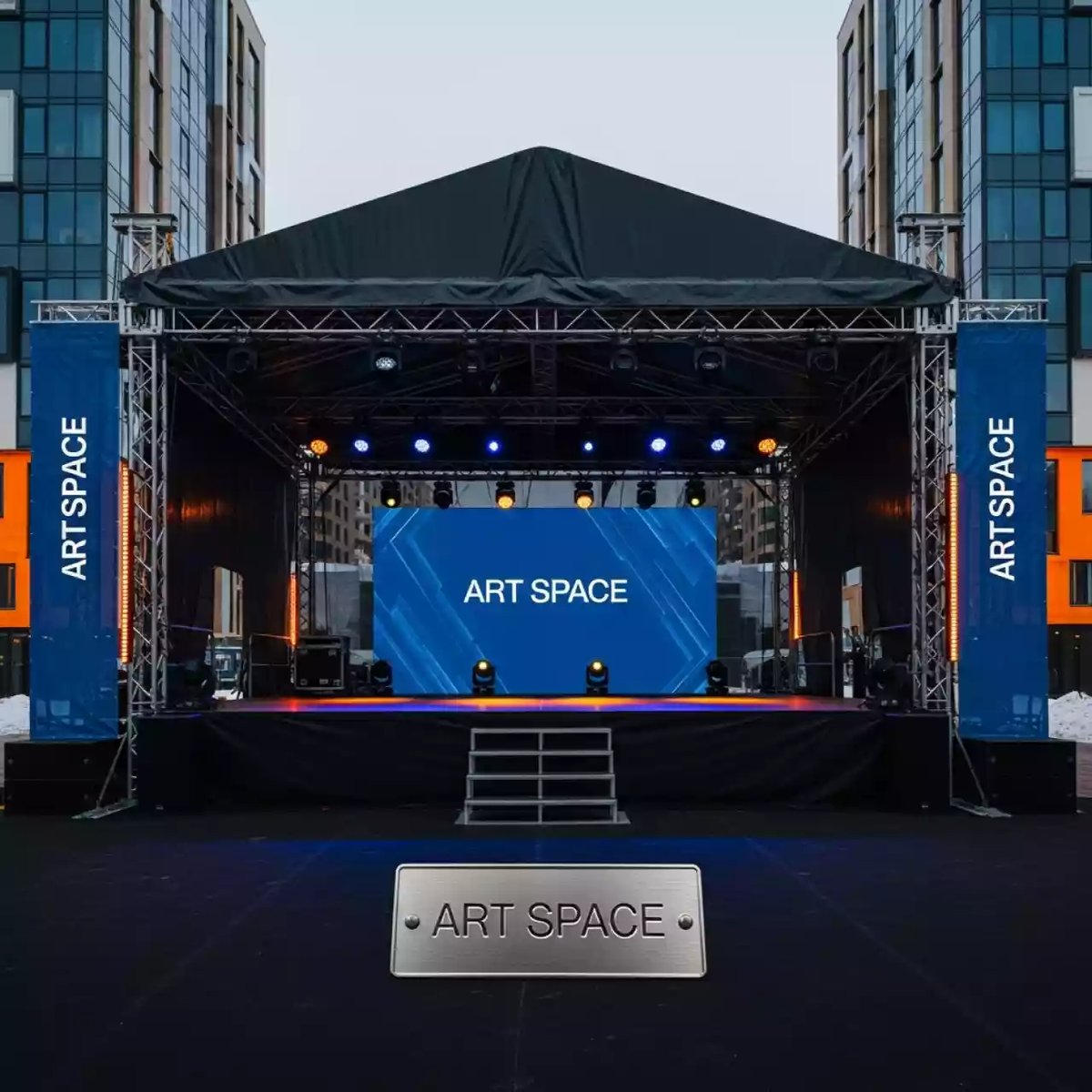 Аренда Сцена односкатная 6х4 м черная в Alpha Sirius — ART SPACE