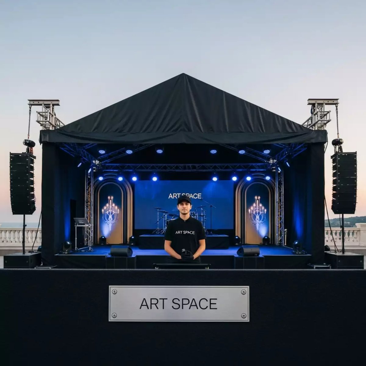 Аренда Сцена с крышей 6х4 м и звуковое оборудование в Pullman Sochi Centre — ART SPACE