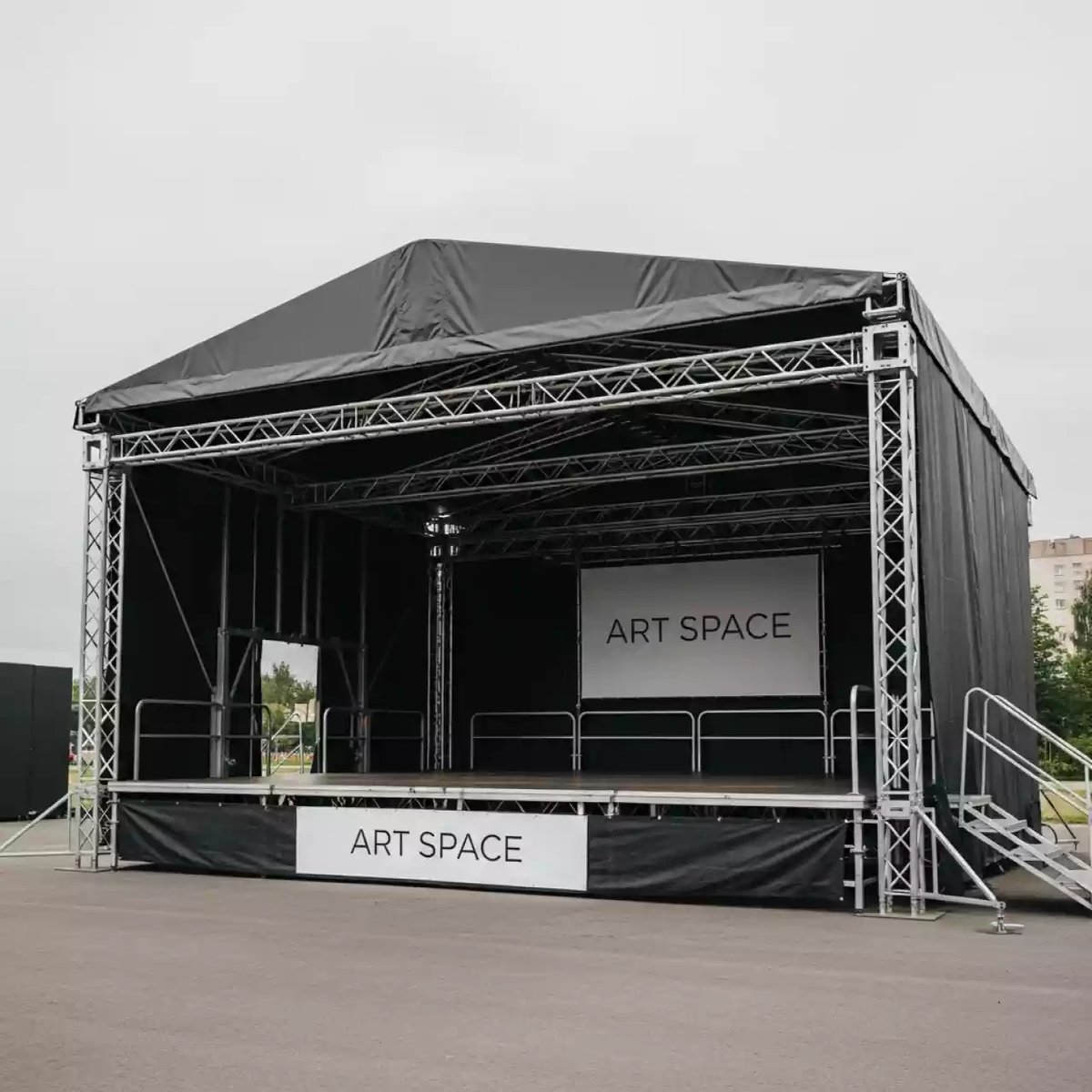 Аренда Сцены Layher с крышей 10х8 м в отеле «Звездный» — ART SPACE