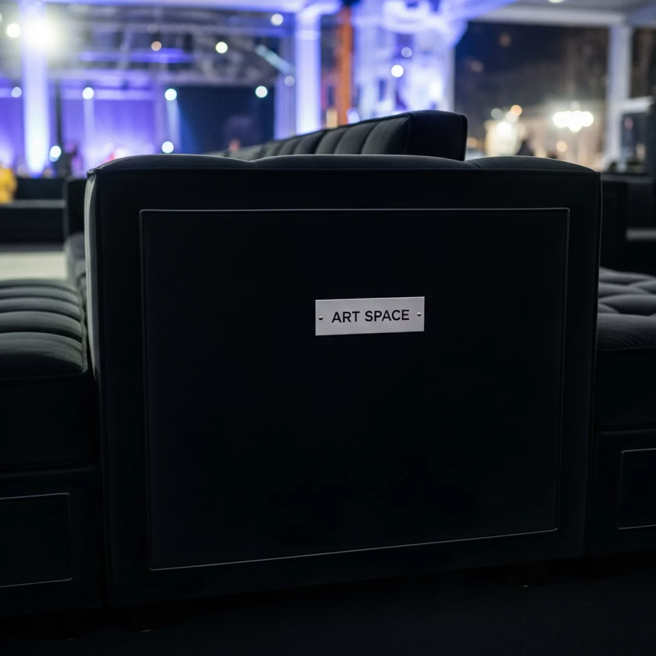 Аренда Секция модульная Vienna Black черная в конгресс-холле отеля Жемчужина — ART SPACE