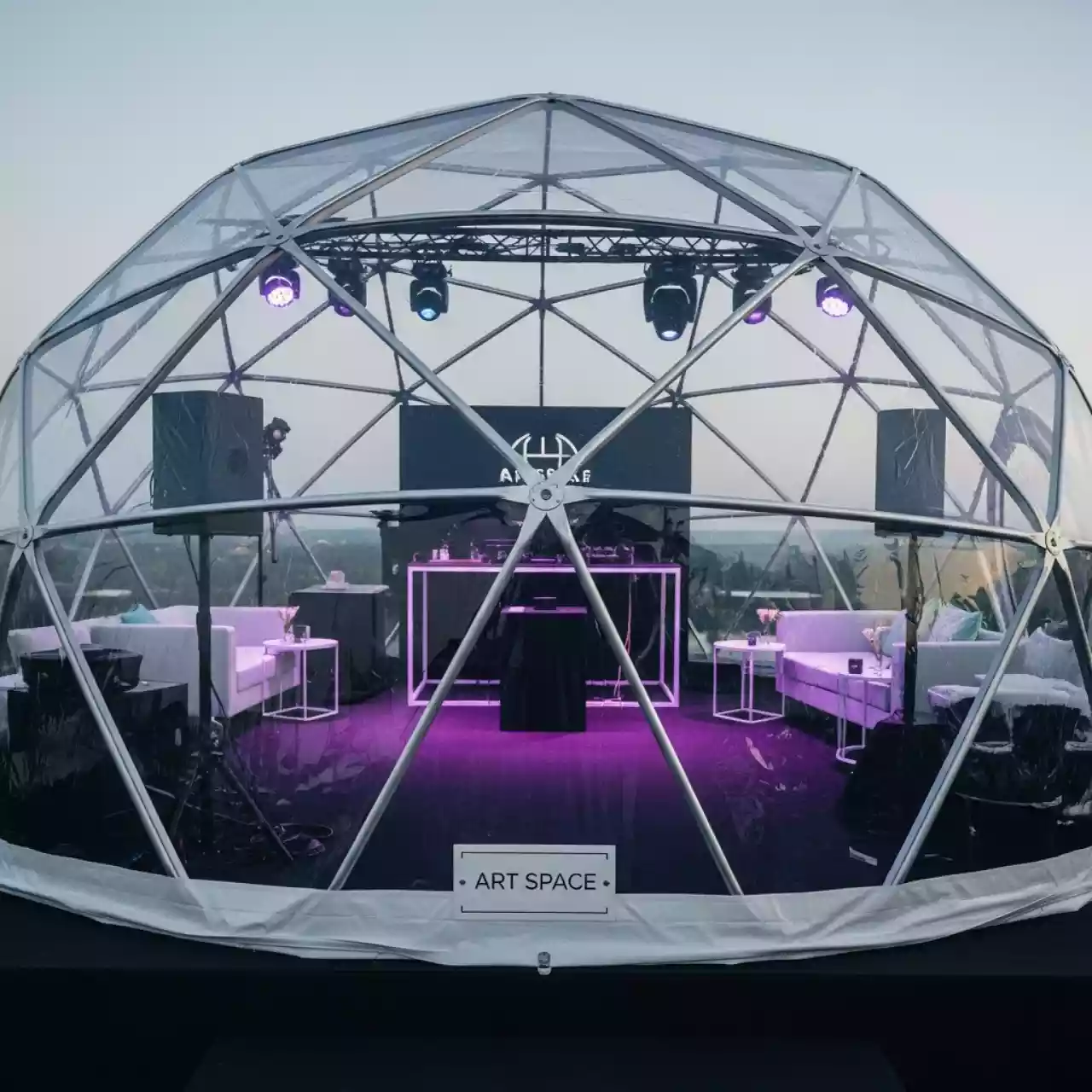 Аренда Сфера Иглу Panorama в ресторане «Высота 5642» — ART SPACE