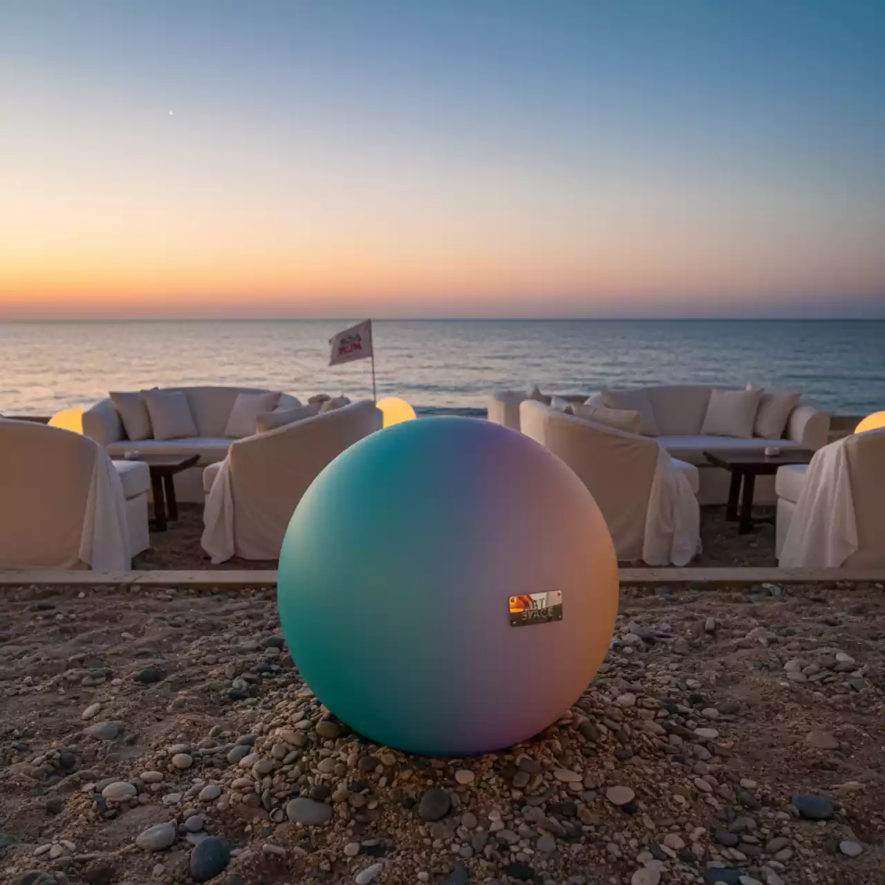 Аренда Сфера с подсветкой d 600 мм на пляжных клубах Хосты — ART SPACE