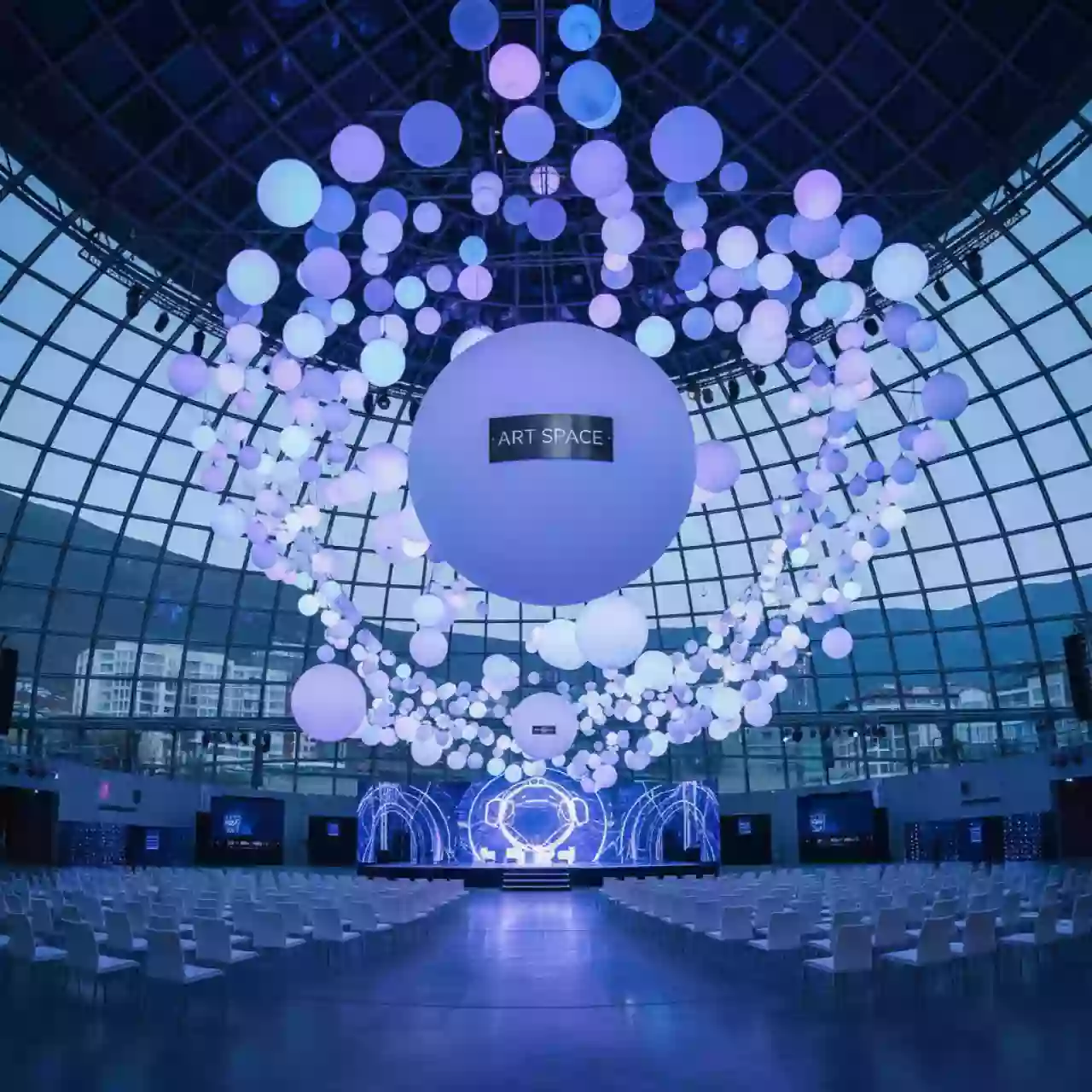 Аренда Шар LED в Skypark Sochi — ART SPACE