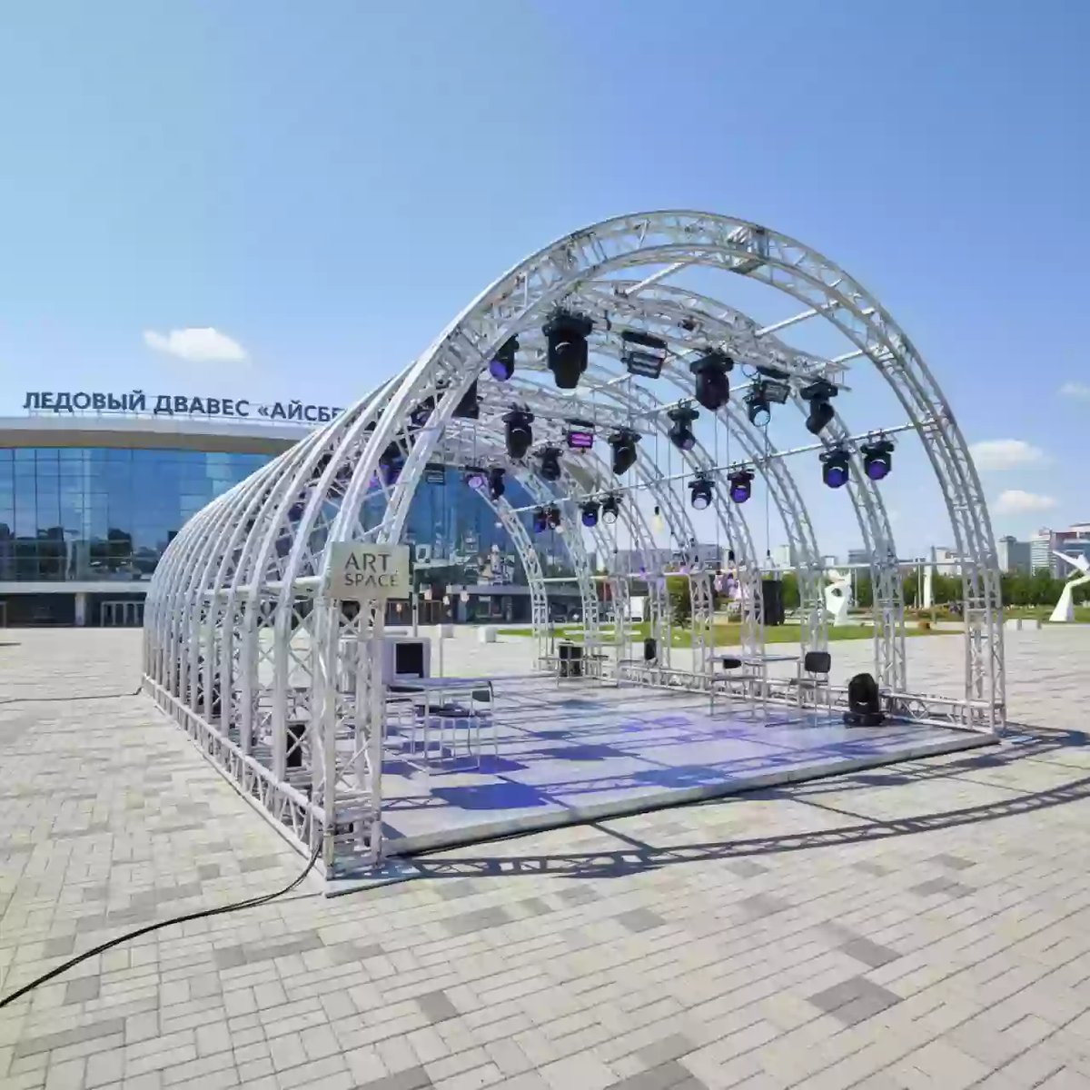 Аренда Шатер из ферм тоннельный 8х6 м металлик в Ледовом дворце «Айсберг» — ART SPACE