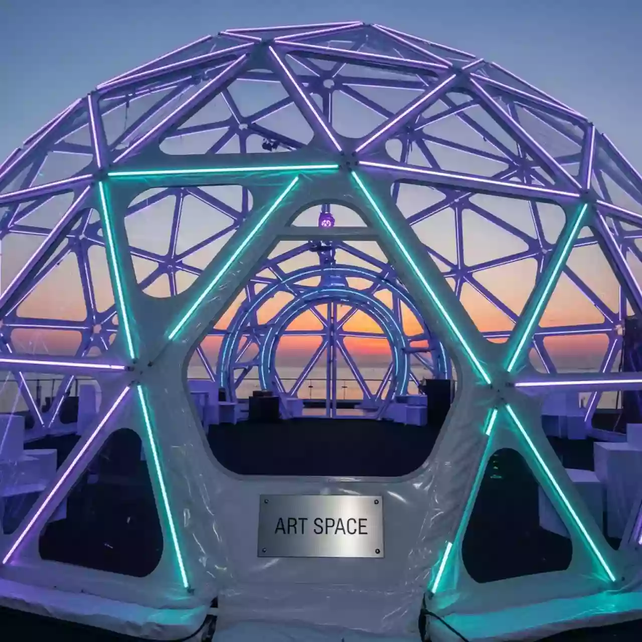 Аренда Шатер сферический купол диаметр 30 м в Pullman Sochi Centre — ART SPACE