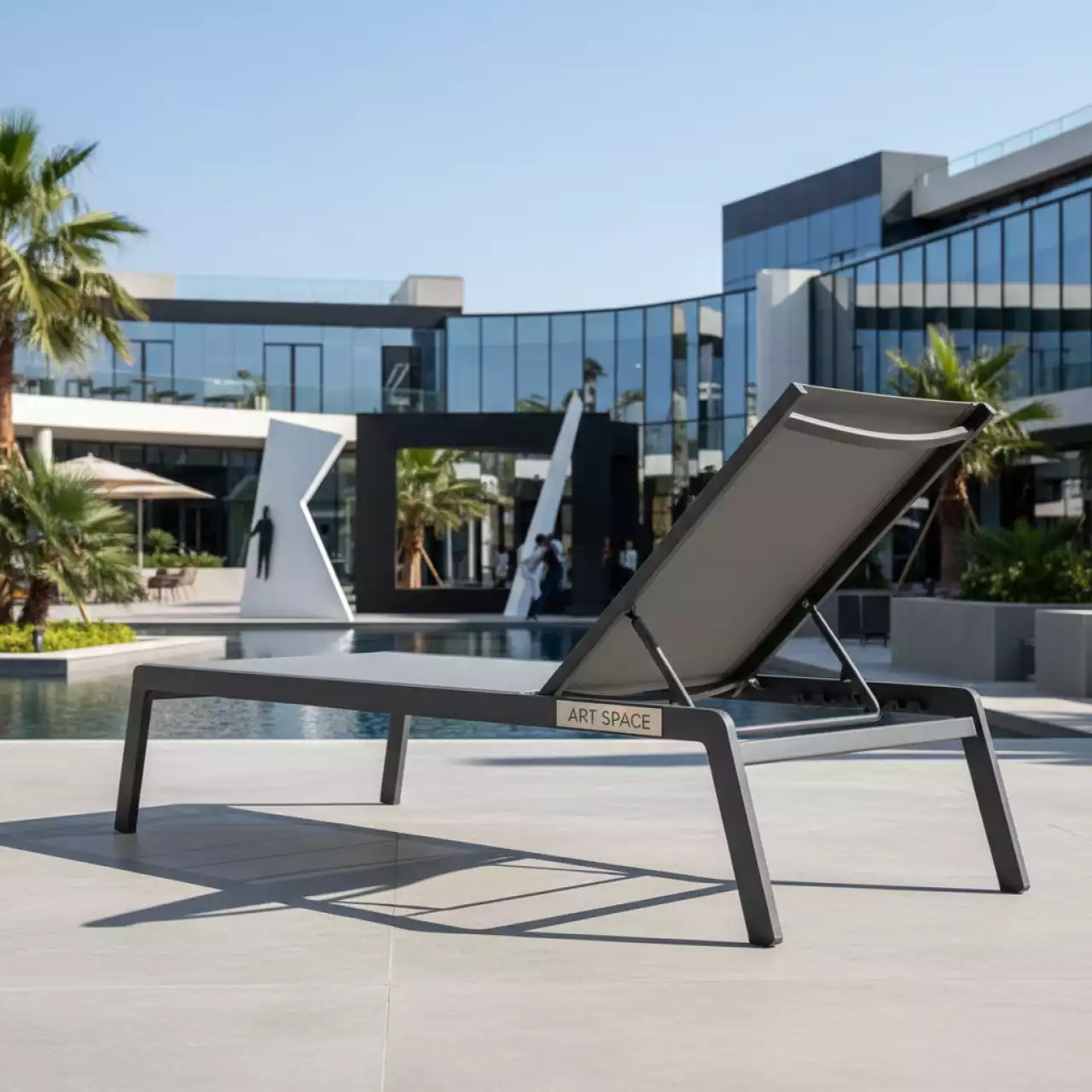 Аренда Шезлонг антрацит алюминий текстилен Visby в Novotel Resort — ART SPACE