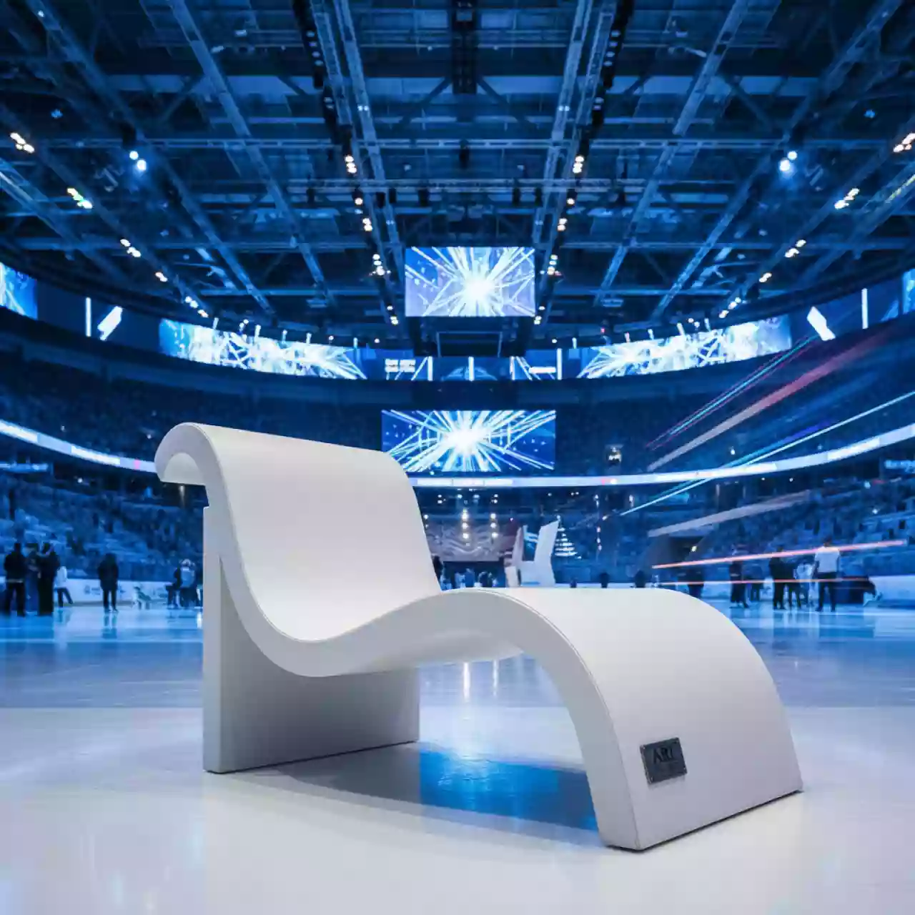 Аренда Шезлонг лежак Мальта AFM 503C White в Ледовом дворце «Айсберг» — ART SPACE