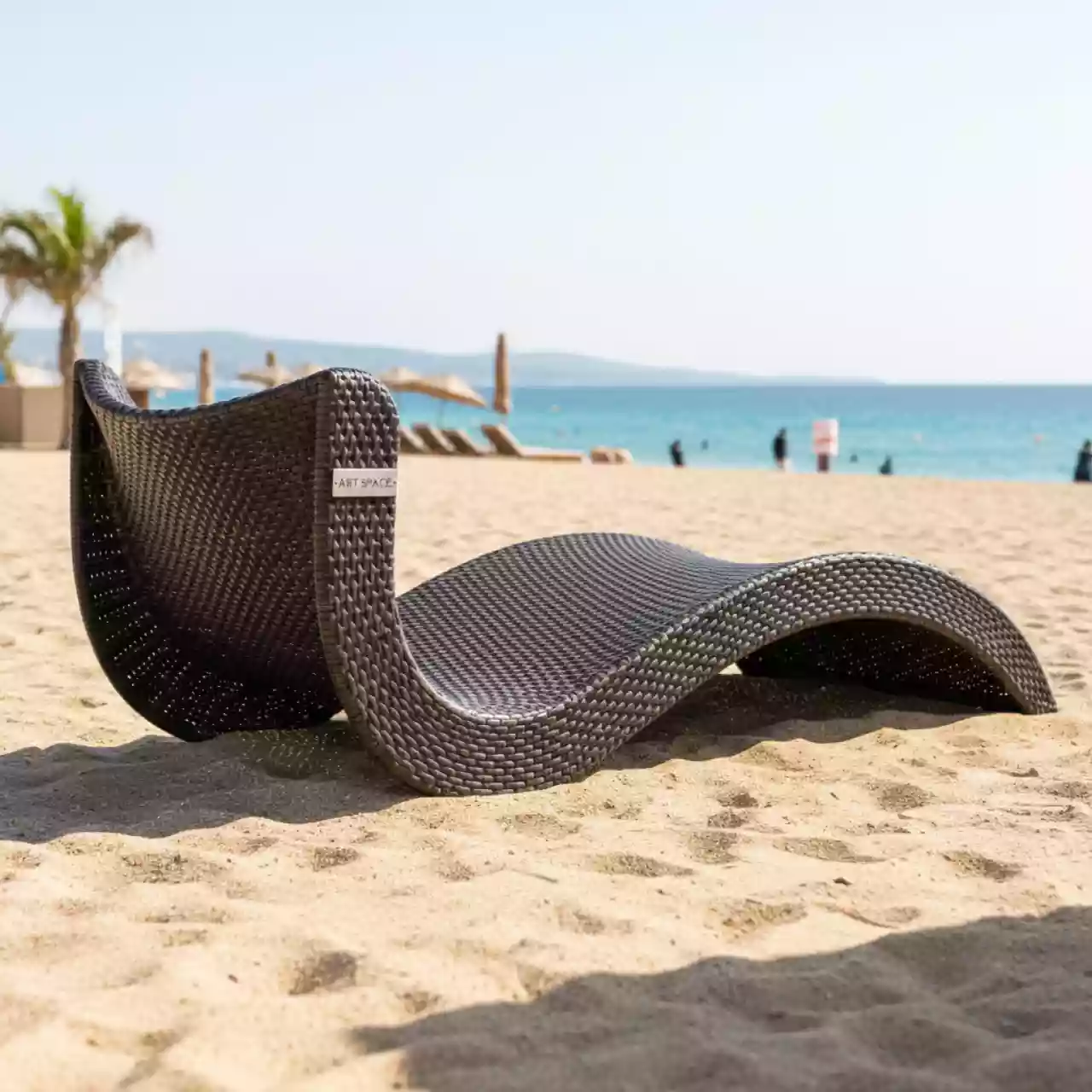 Аренда Шезлонг лежак плетеный Antibes без матраса на пляже «Ривьера» — ART SPACE