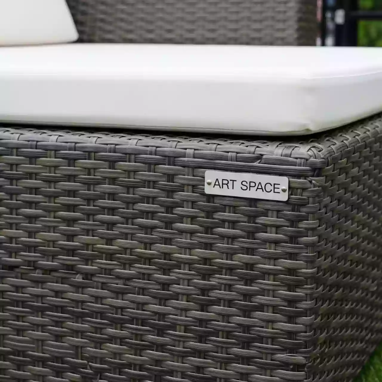 Аренда Шезлонг лежак плетеный Antibes без матраса в Karat Resort — ART SPACE