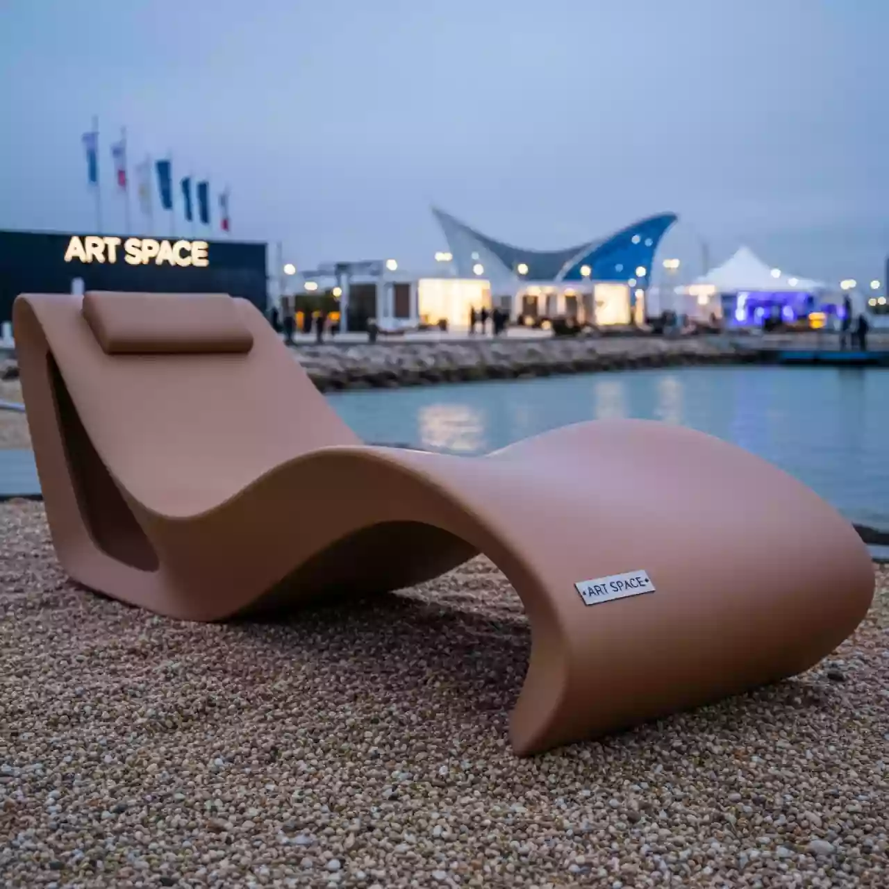 Аренда Шезлонг Пацифик Pacific капучино на пляже «Маяк» — ART SPACE