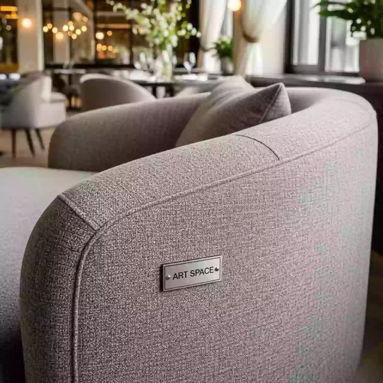 Аренда Шезлонг правый мягкий Belt в ресторане «Brunello» — ART SPACE