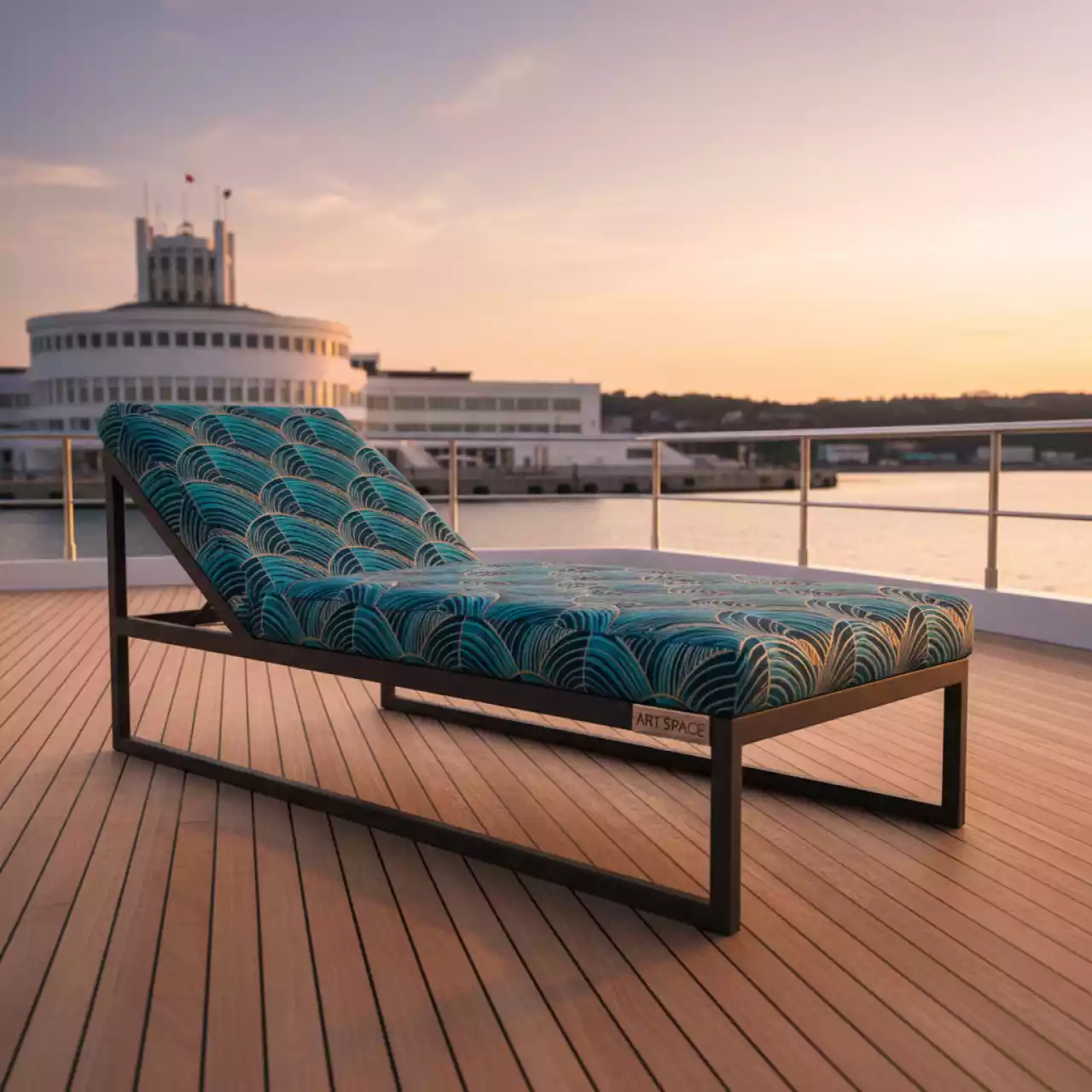 Аренда Шезлонг с обивкой Wave на VIP теплоходе (Морпорт Сочи) — ART SPACE