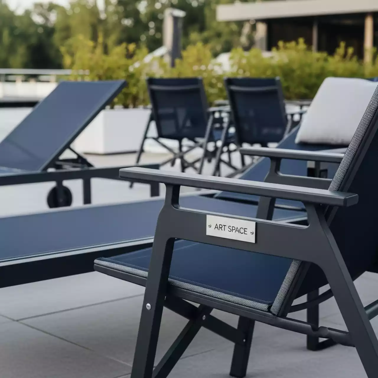 Аренда Шезлонги и складные кресла в санатории «Октябрьский» — ART SPACE