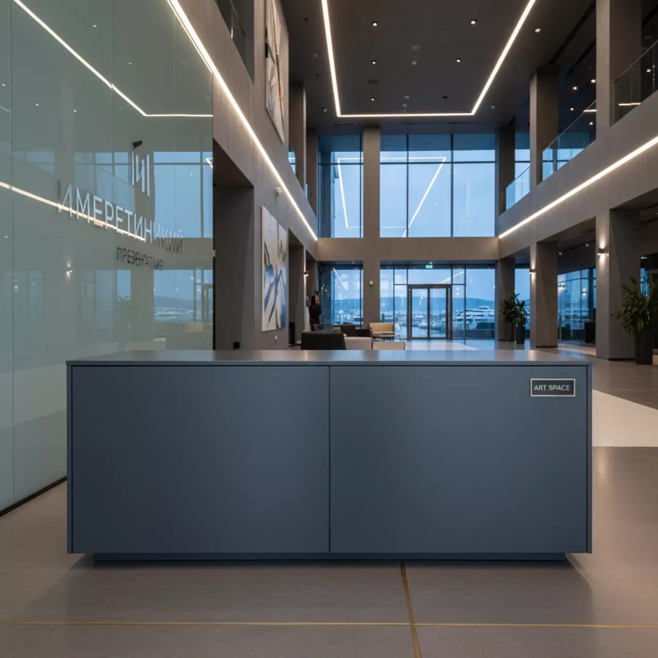 Аренда Шкаф низкий графит серый AirSpire в Imeretinskiy Hotel — ART SPACE