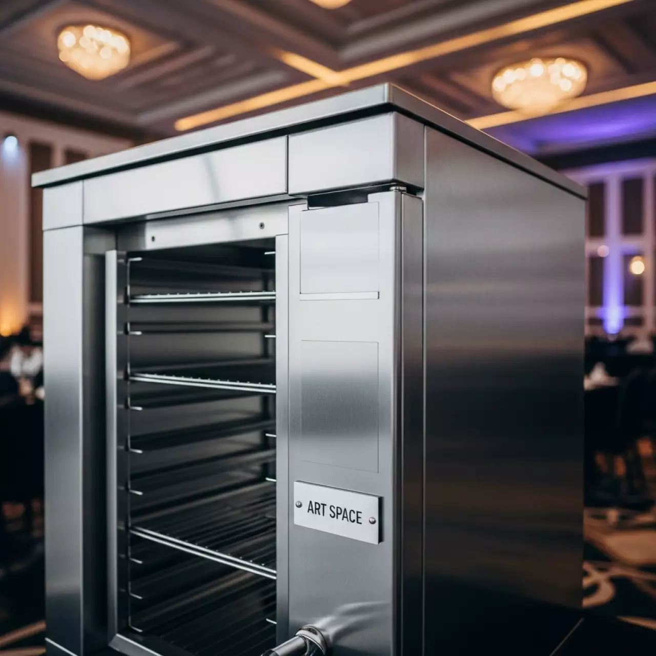 Аренда Шкаф тепловой 20 полос в МФК «Горный» — ART SPACE