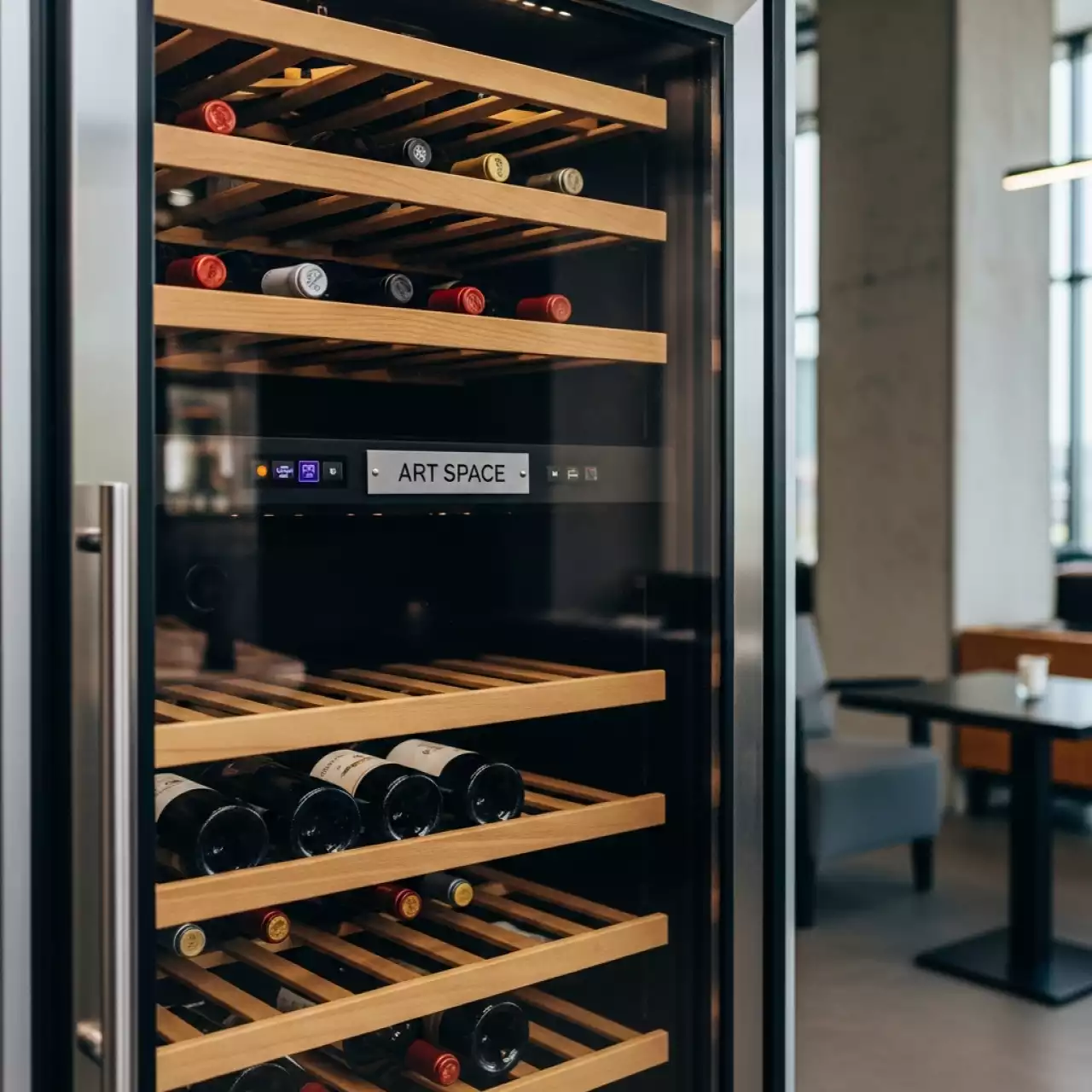 Аренда Шкаф винный TEFCOLD TFW160S на 45 бутылок 520х445х605 мм в Sport Inn Hotel & Wellness — ART SPACE
