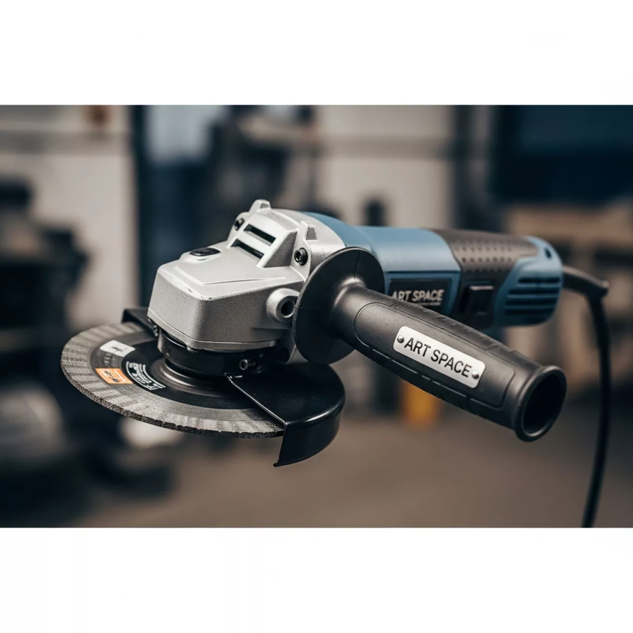 Аренда Шлифмашины угловой Makita GA9050 в отеле «Звездный» — ART SPACE