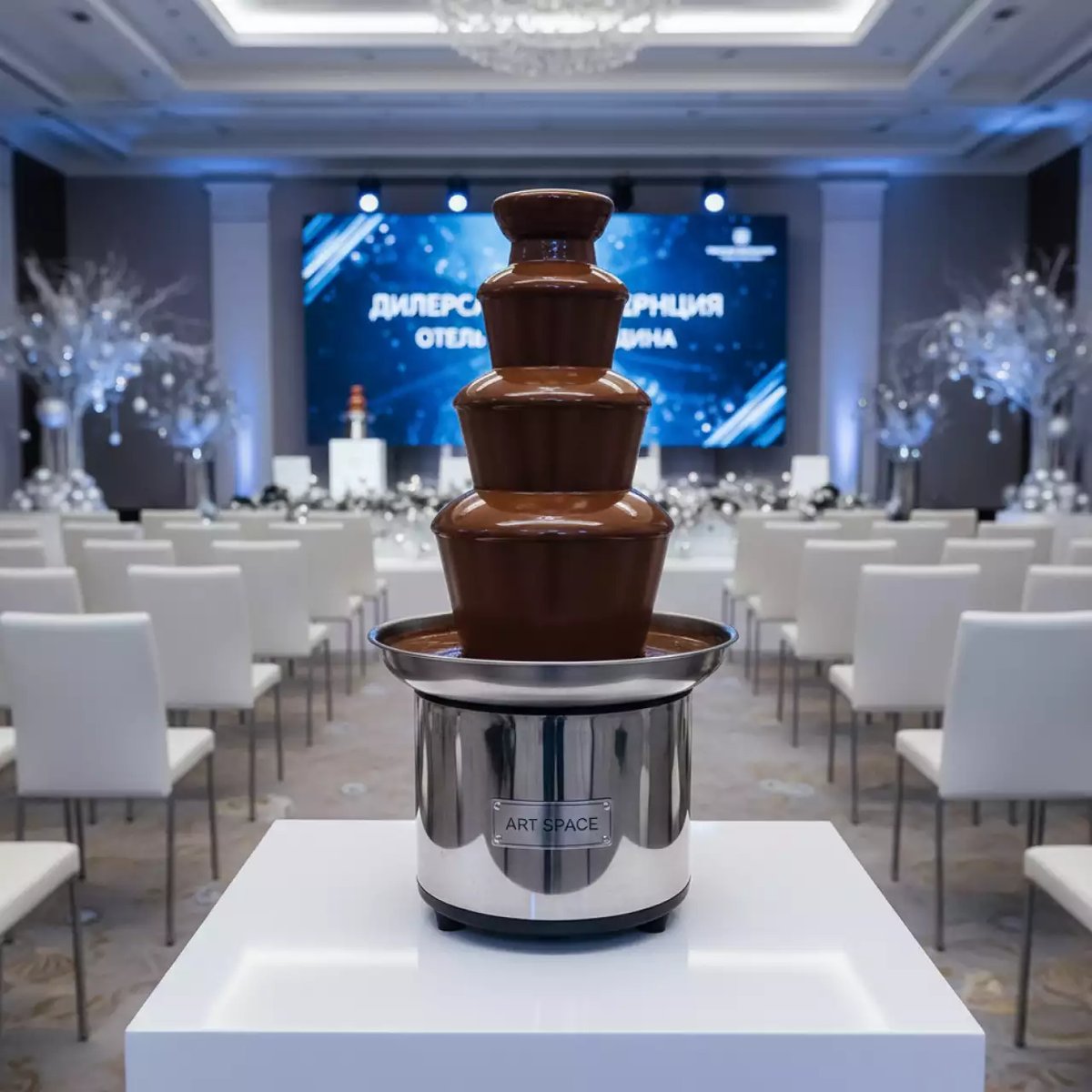 Аренда Шоколадный фонтан 80 см 5 ярусов 4 кг шоколада в конгресс-холле отеля Жемчужина — ART SPACE