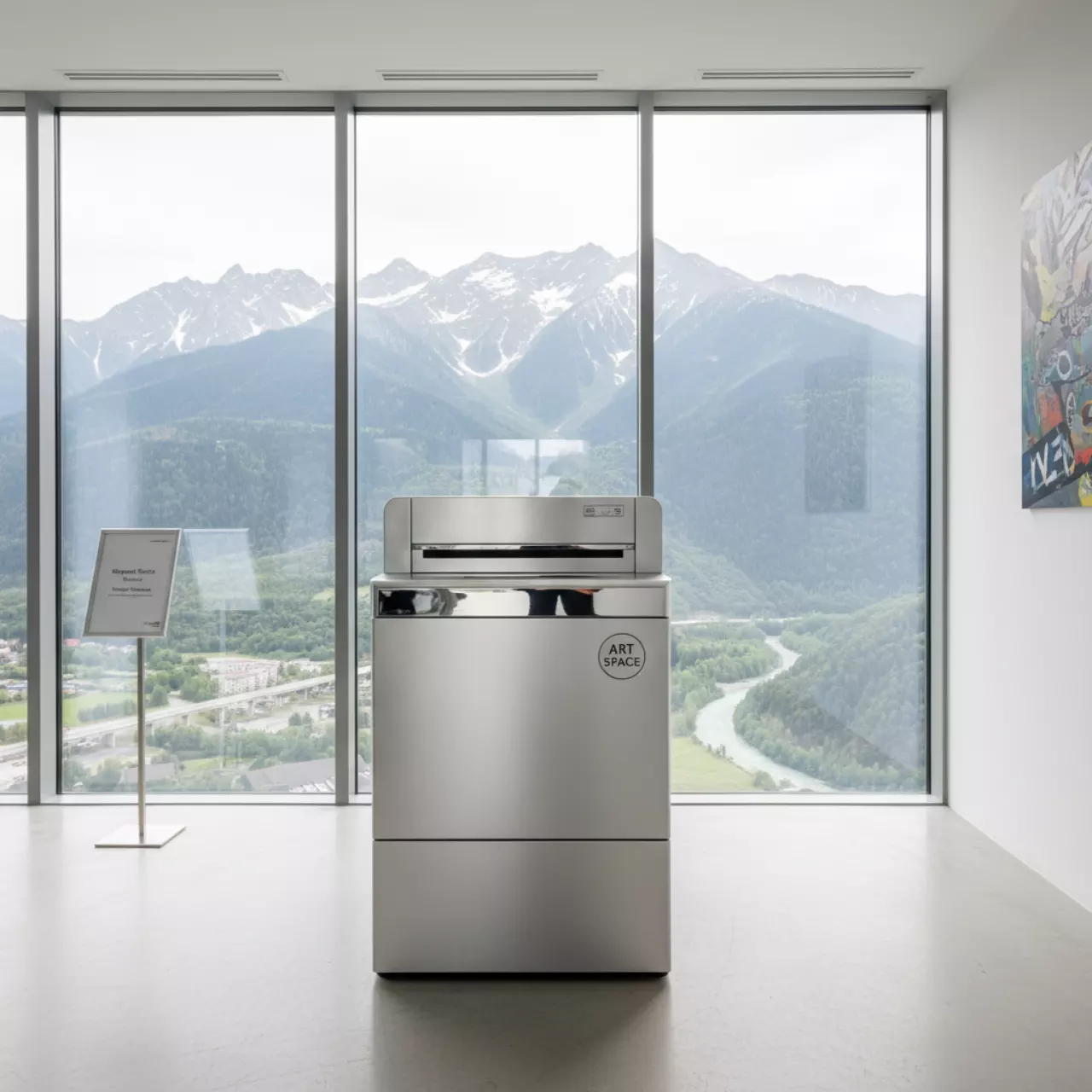 Аренда Шредер уничтожитель HSM Securio P36i 5,8 мм в Skypark Sochi — ART SPACE