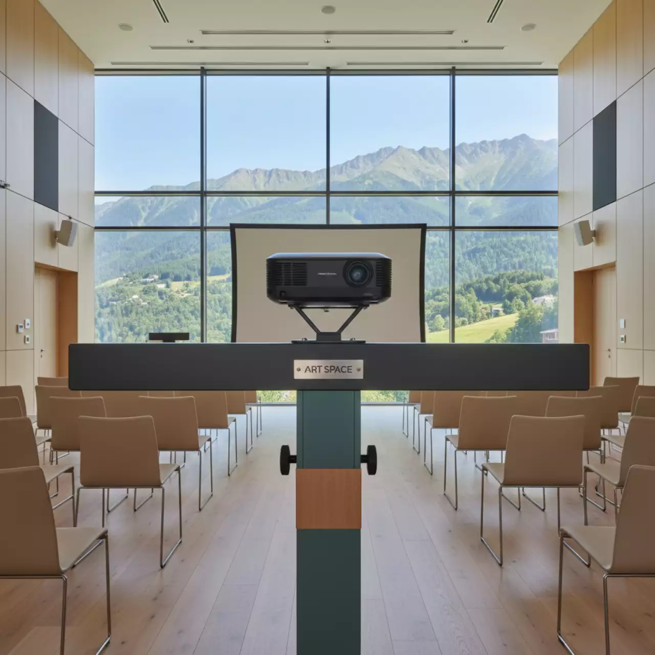 Аренда Штанга для проекторов к стойке Smart Base в Radisson Hotel Rosa Khutor — ART SPACE