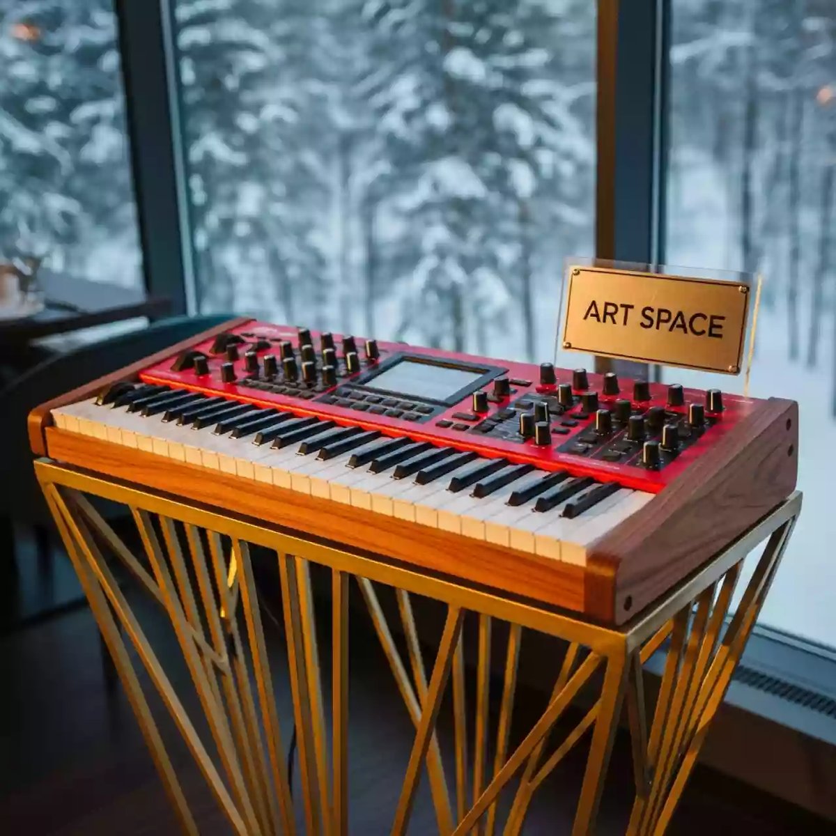 Аренда Синтезатор Clavia Nord Stage 3 в ресторане «Сыроварня» — ART SPACE