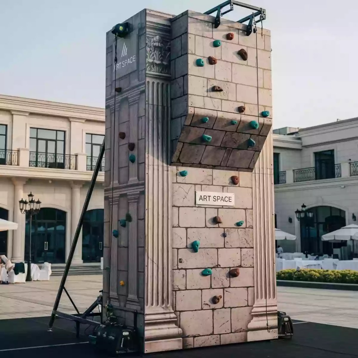 Аренда Скалодром аттракцион Эверест в Rodina Grand Hotel & SPA — ART SPACE