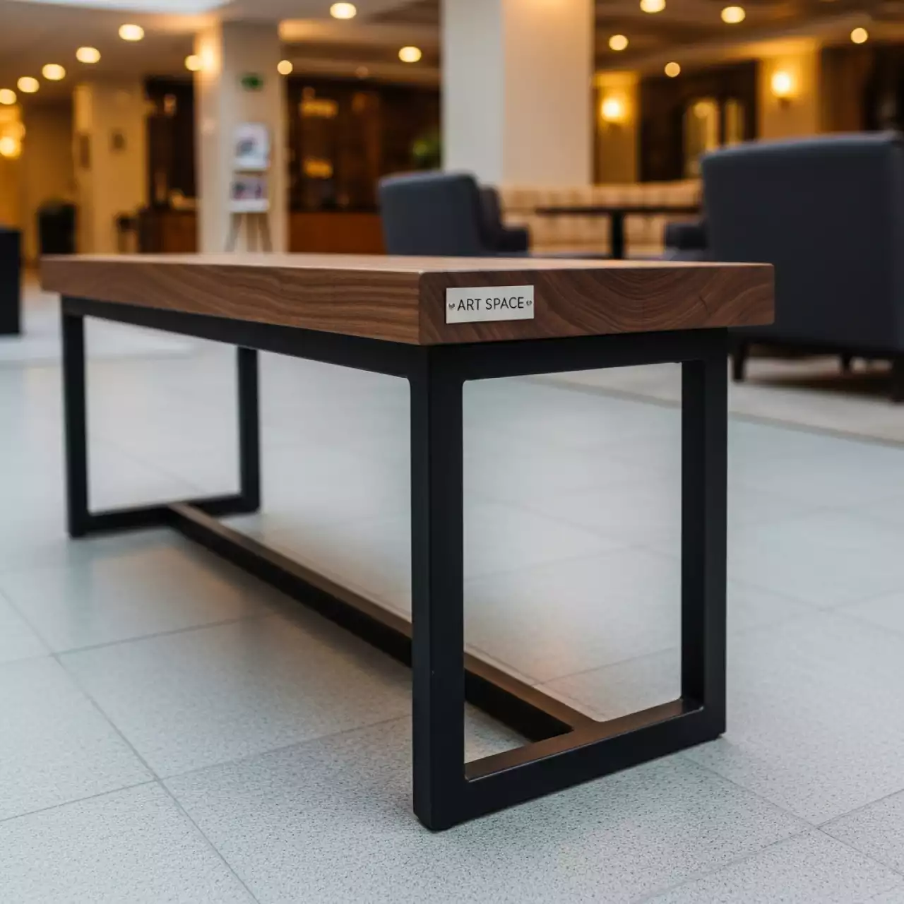 Аренда Скамья Лидер 8 орех черный каркас 1200х300 в Radisson Hotel Rosa Khutor — ART SPACE