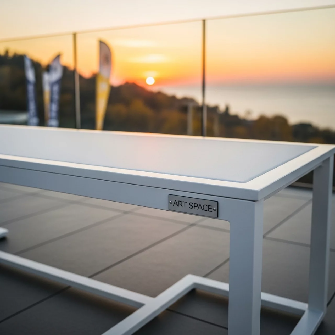 Аренда Скамья уличная FJORD белая в отеле Radisson Lazurnaya — ART SPACE