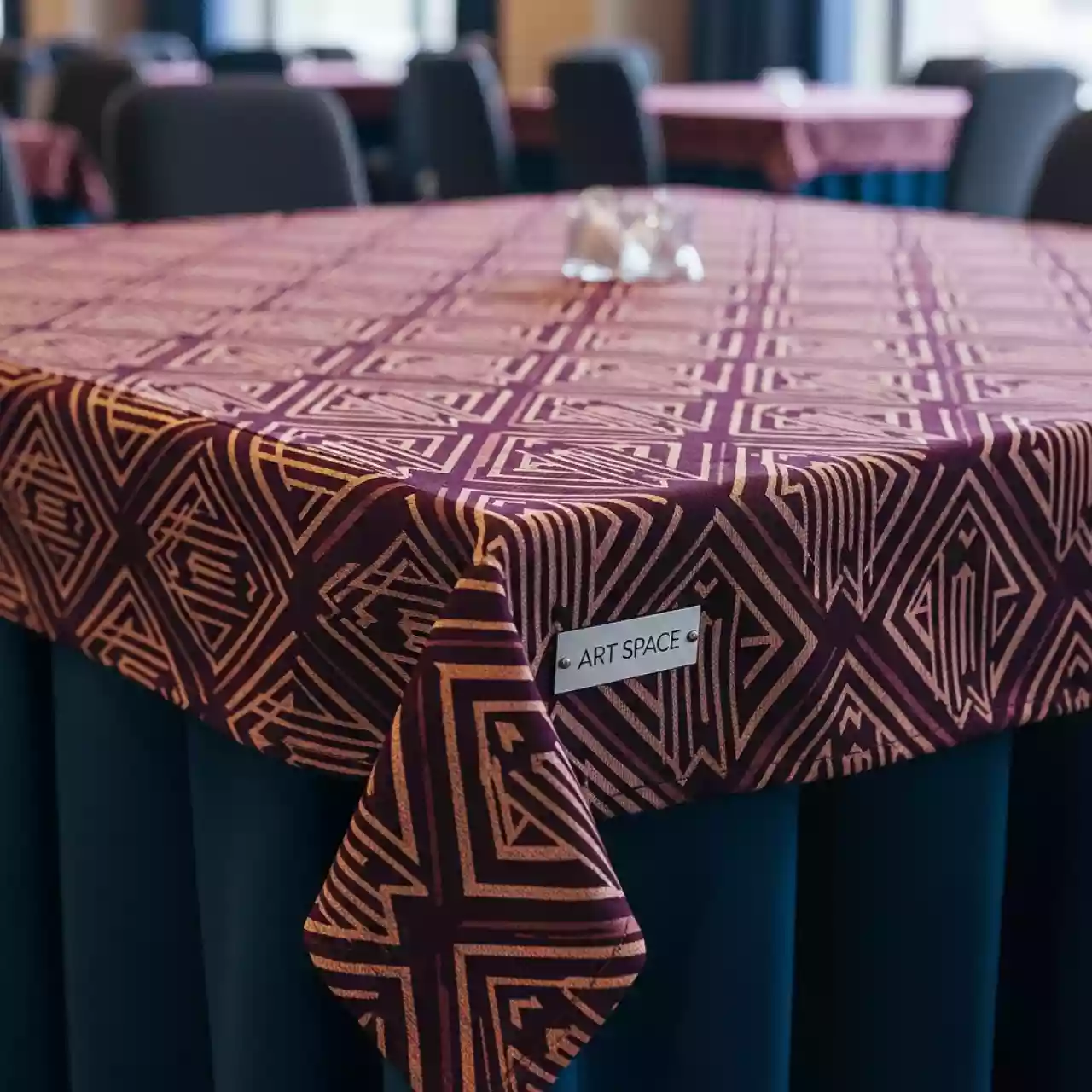 Аренда Скатерть 150х150 см в комплексе «Дагомыс» — ART SPACE