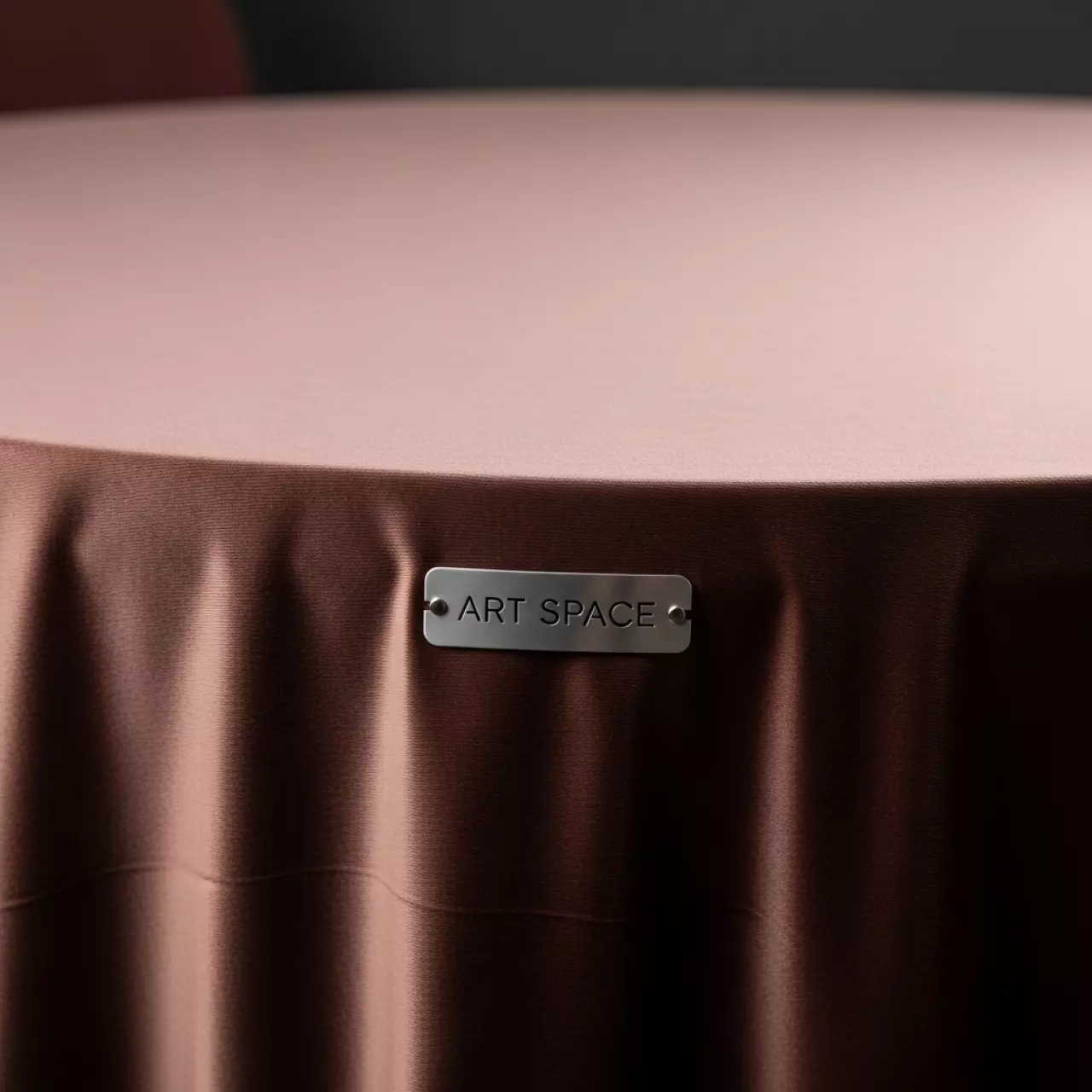 Аренда Скатерть бархатная круглая пыльный инжир ИЛЕР в ресторане «Магадан» — ART SPACE