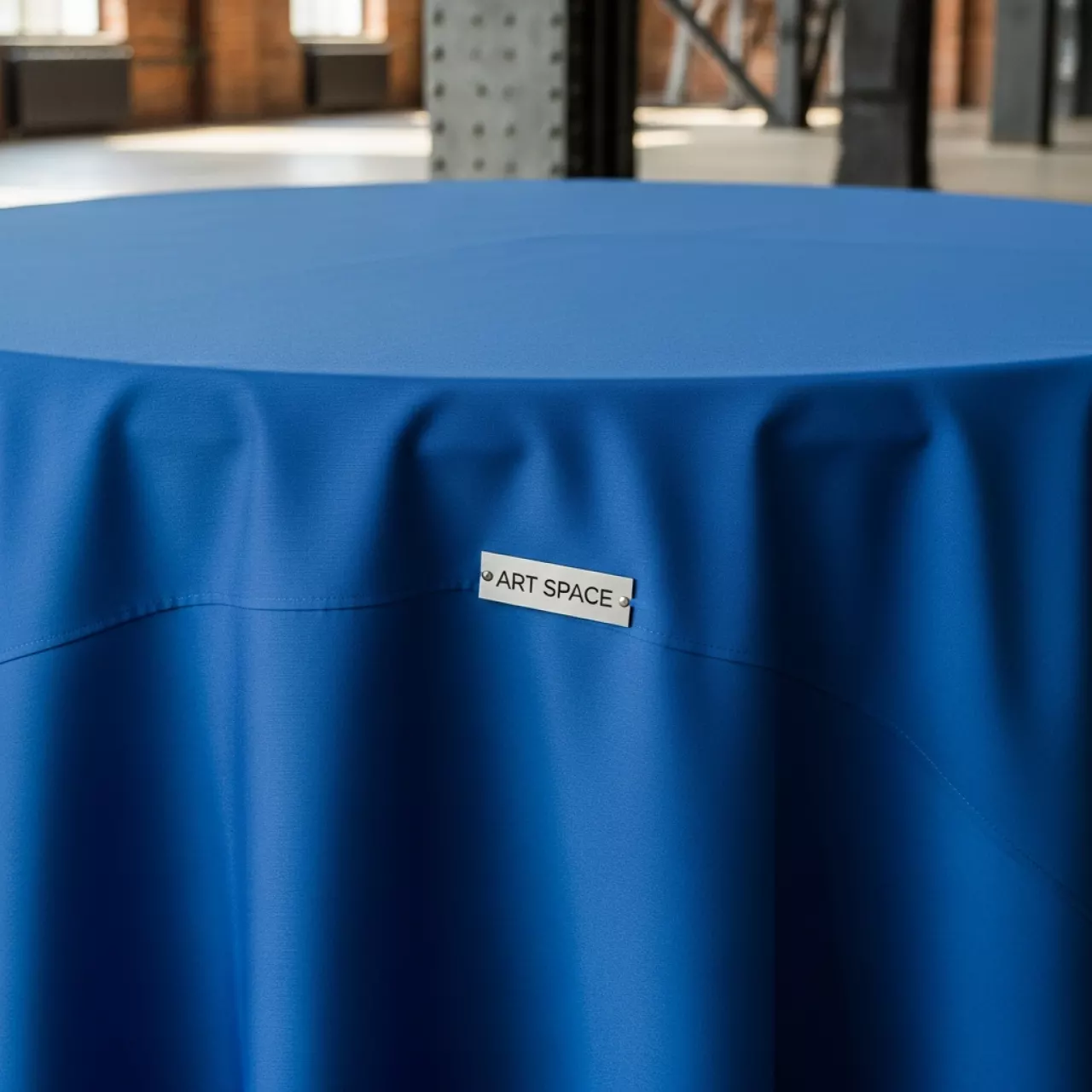 Аренда Скатерть круглая 3,2 м васильковая 19 310BL в усадьбе Голицына — ART SPACE
