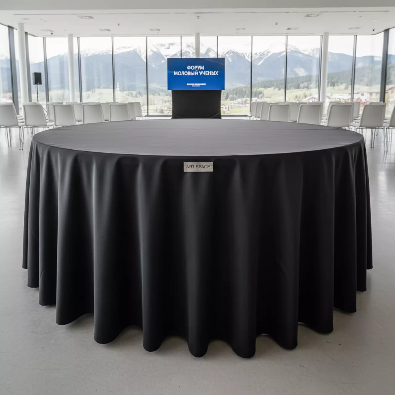 Аренда Скатерть круглая 3 м черная атлас в Radisson Hotel Rosa Khutor — ART SPACE