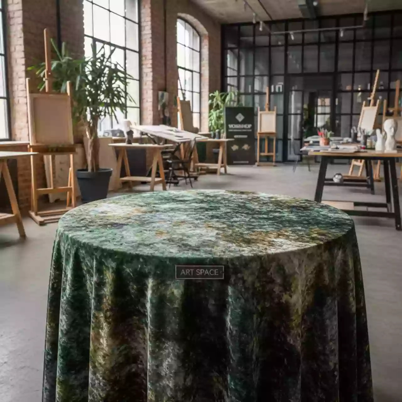 Аренда Скатерть круглая бархатная мшистая в Поляна 1389 Отель и Спа — ART SPACE