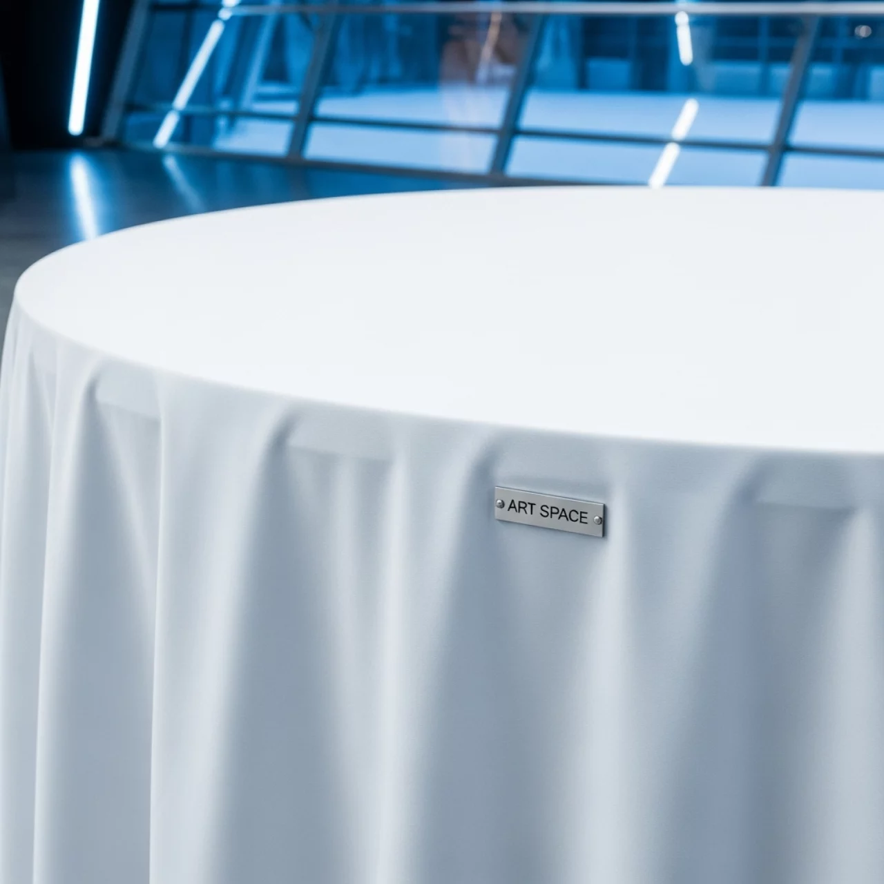 Аренда Скатерть круглая белая 19 310WT 3,2 м в ледовой арене «Шайба» — ART SPACE