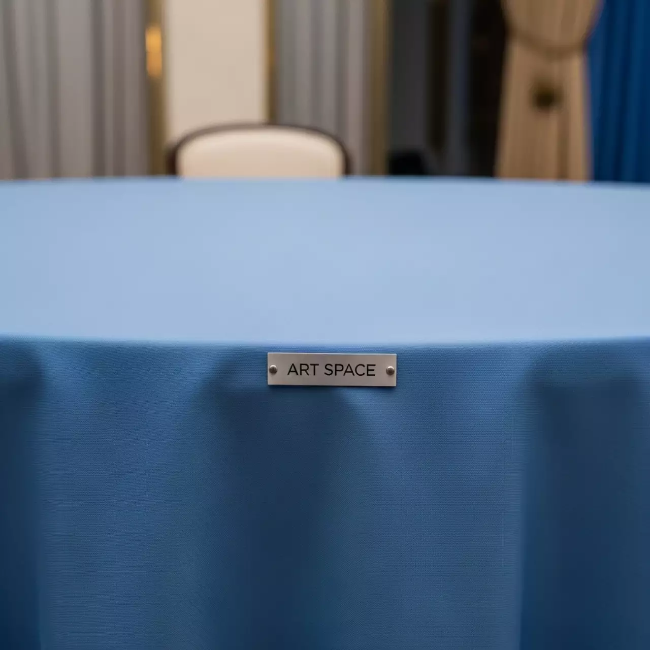 Аренда Скатерть круглая Габардин васильковая 2300 мм в Golden Tulip Rosa Khutor — ART SPACE