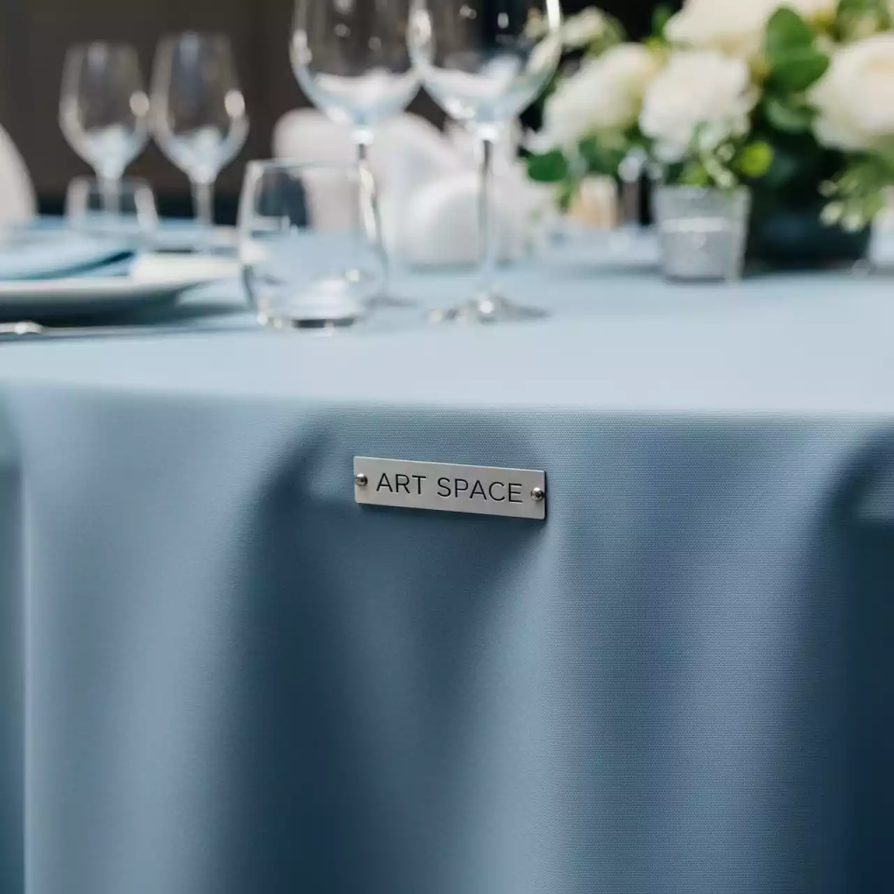 Аренда Скатерть круглая габардиновая голубая Рондо в ресторане «Магадан» — ART SPACE