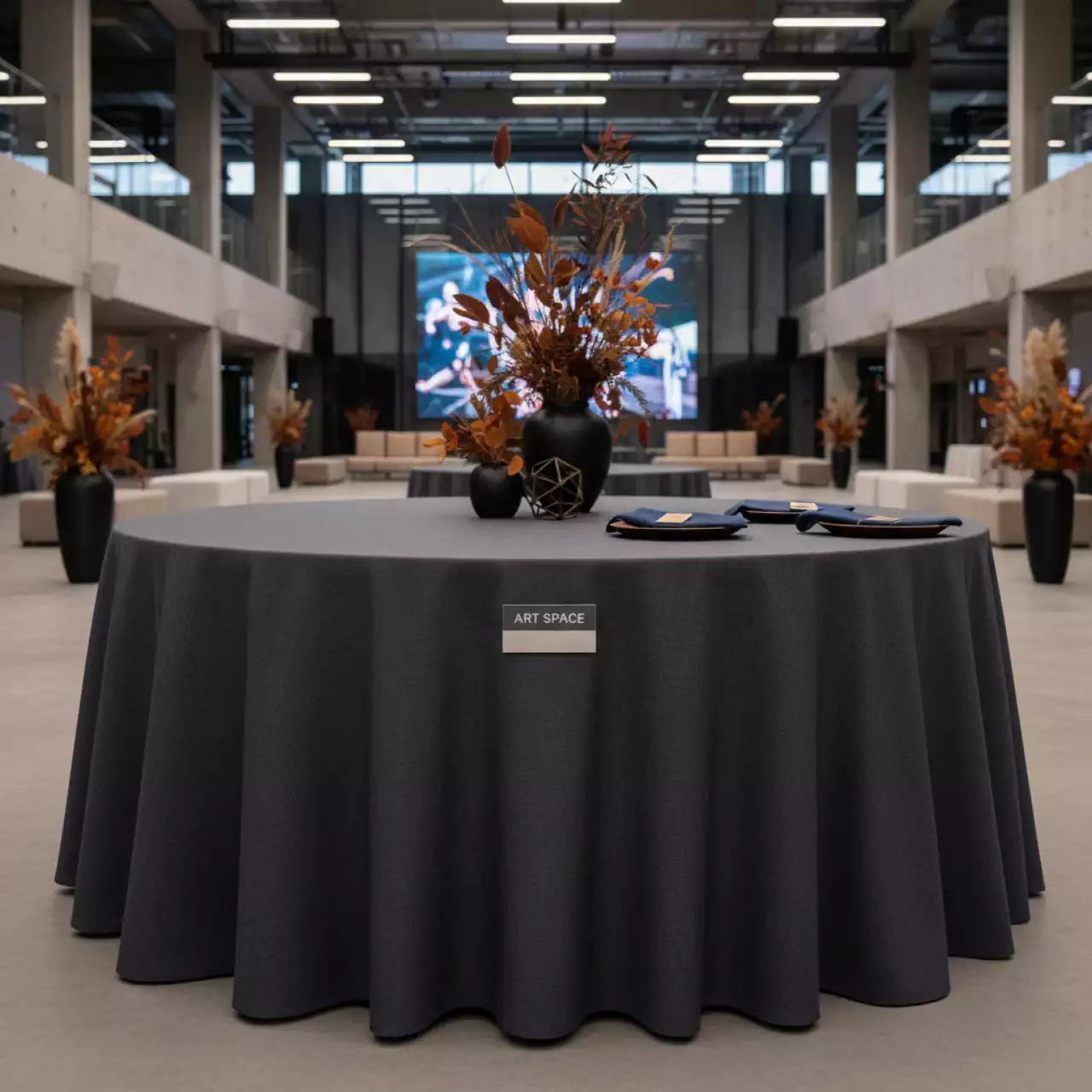 Аренда Скатерть круглая графит в Delta Sirius — ART SPACE