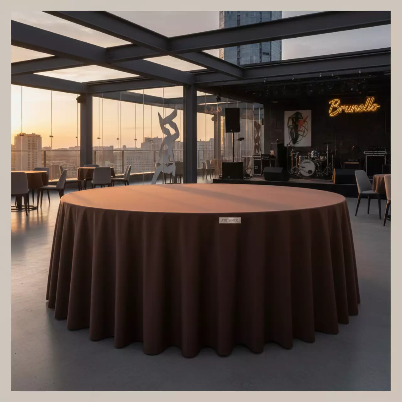 Аренда Скатерть круглая коричневый цвет 3,3 м в ресторане «Brunello» — ART SPACE
