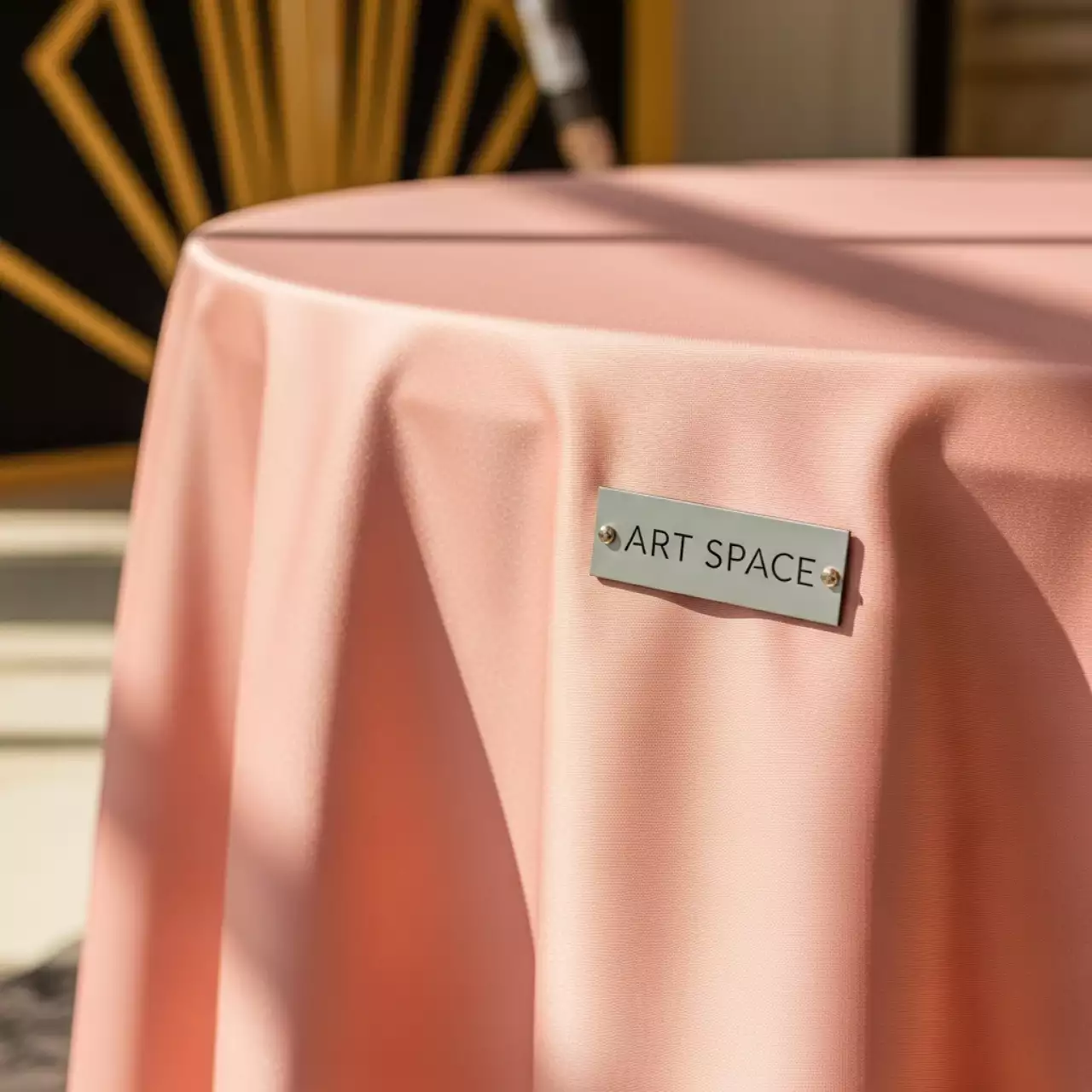 Аренда Скатерть круглая персикового цвета 2,3 м в этно-парке «Моя Россия» — ART SPACE