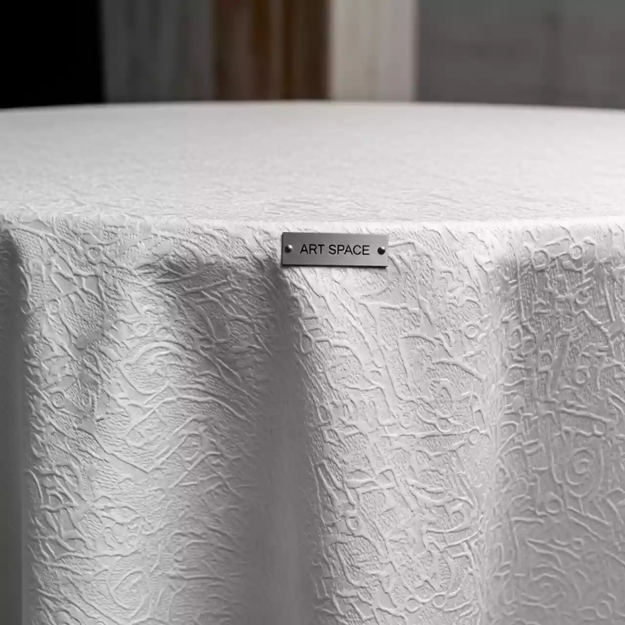 Аренда Скатерть круглая жаккард белая 2,3 м в Mantera Supreme — ART SPACE