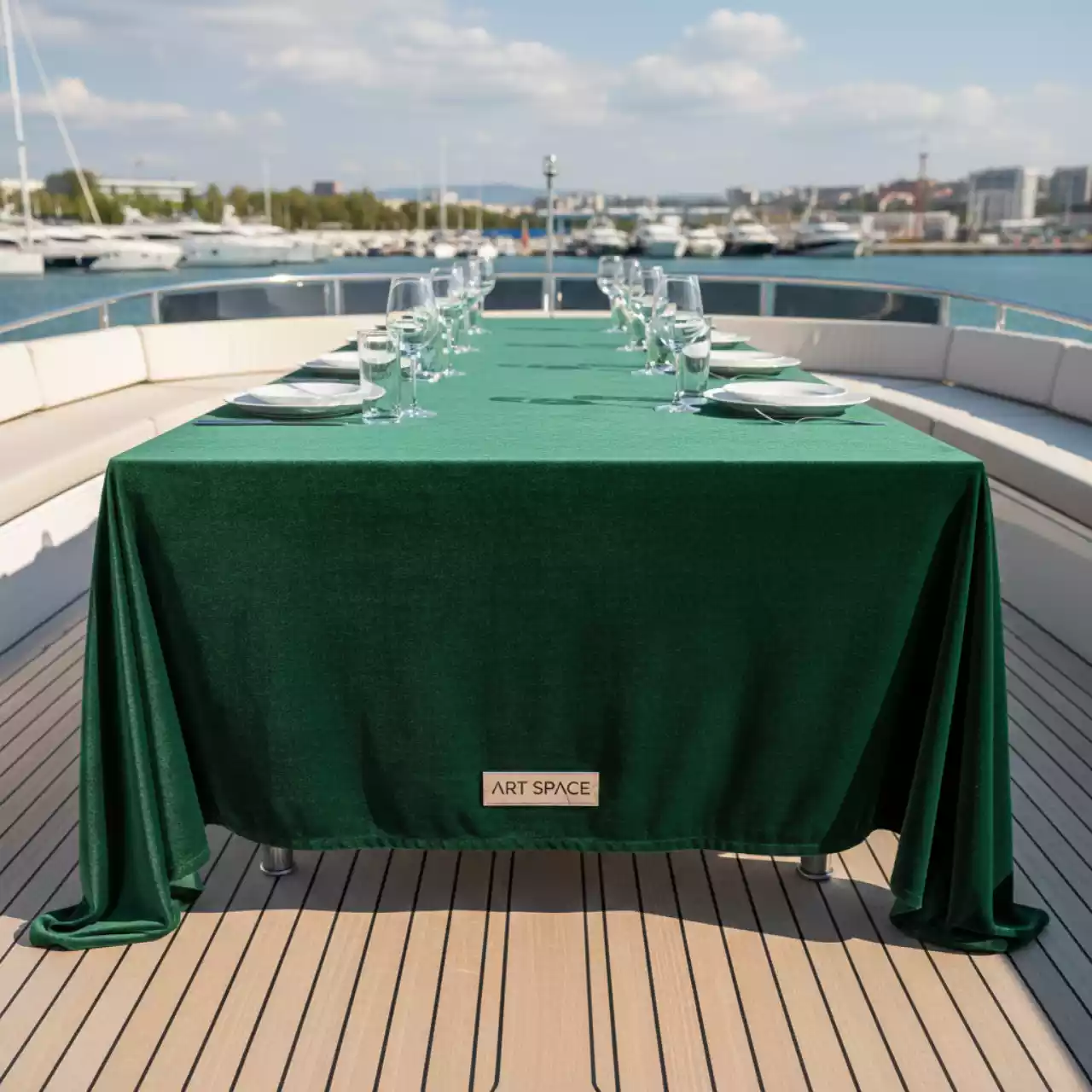 Аренда Скатерть прямоугольная бархатная бесшовная Largo XL папоротниковая на VIP-яхте (Имеретинский порт) — ART SPACE