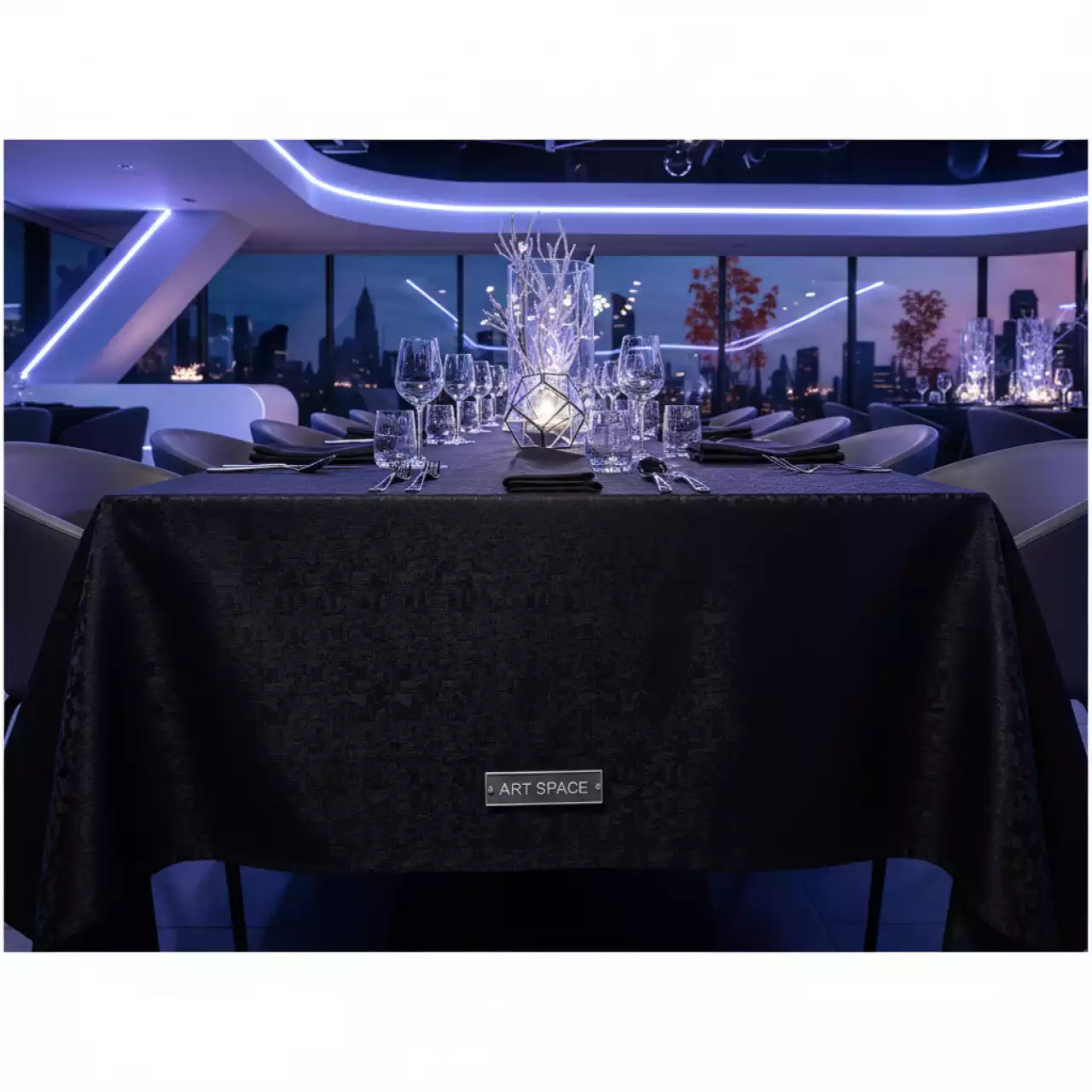 Аренда Скатерть прямоугольная "Журавинка" черная 2200х1500 мм в ресторане «Sanremo» — ART SPACE
