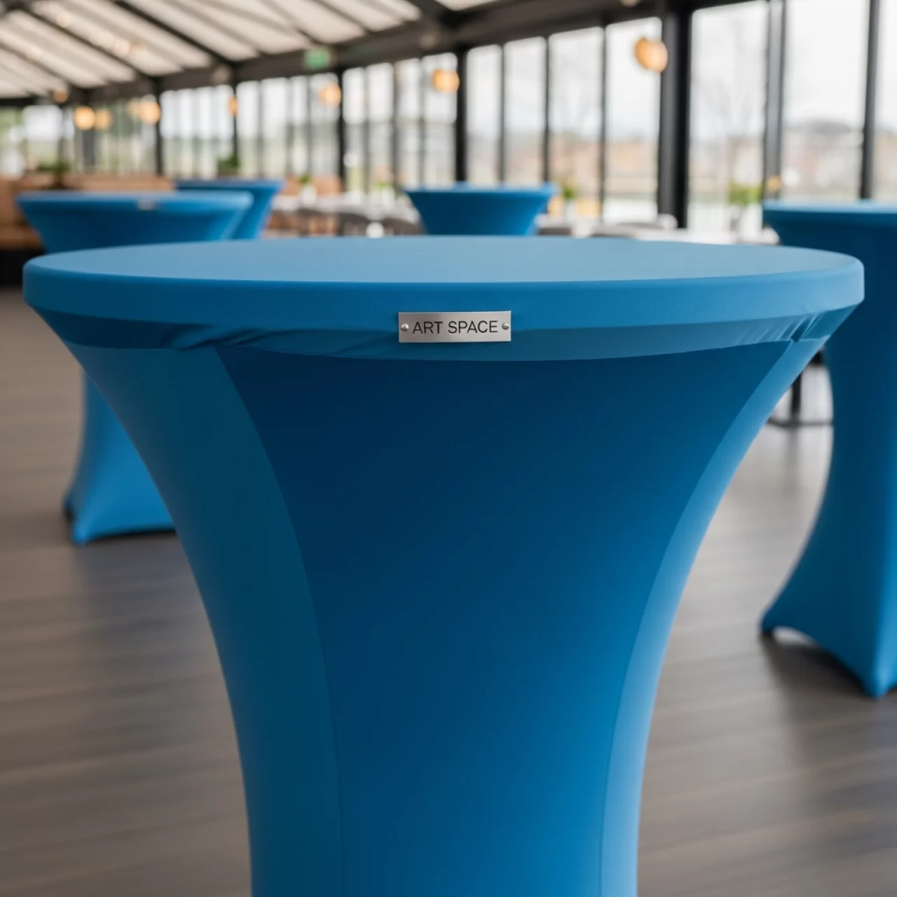 Аренда Скатерть стрейч D78 для коктейльного стола синяя в ресторане «Sanremo» — ART SPACE