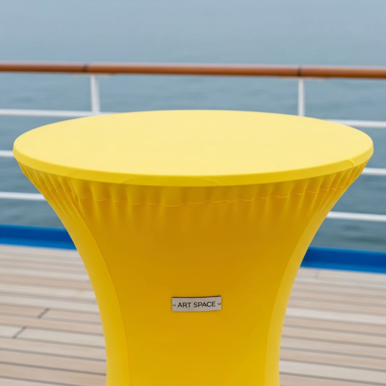 Аренда Скатерть стрейч D78 для коктейльного стола желтая R4E 00329 на теплоходе «Дагомыс» — ART SPACE