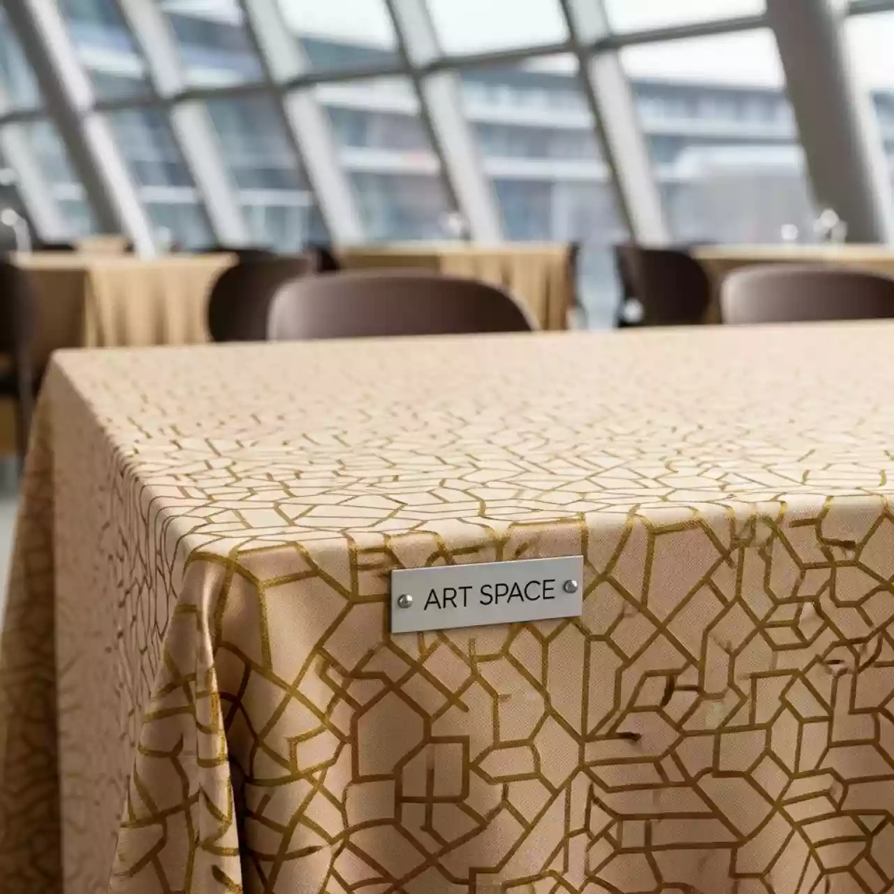 Аренда Скатерть стрейч для прямоугольного стола 180x75 см шампань в ледовом дворце «Большой» — ART SPACE