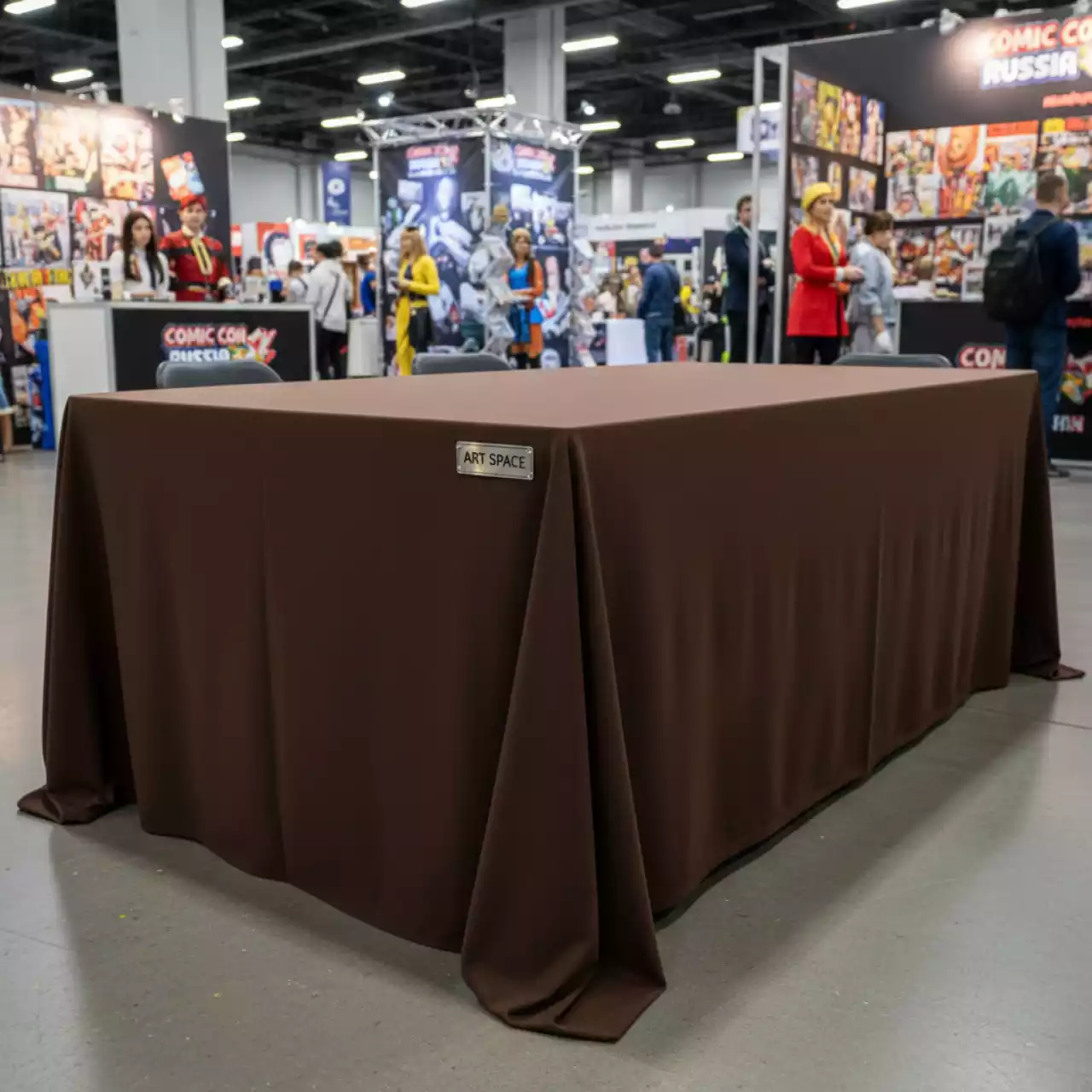 Аренда Скатерть стрейч для прямоугольного стола коричневая в Sport Inn Hotel & Wellness — ART SPACE