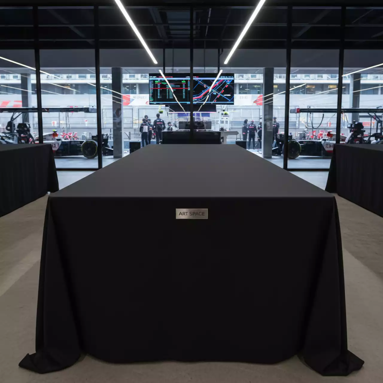 Аренда Скатерть стрейч текстиль для прямоугольного стола черная в комплексе «Дагомыс» — ART SPACE