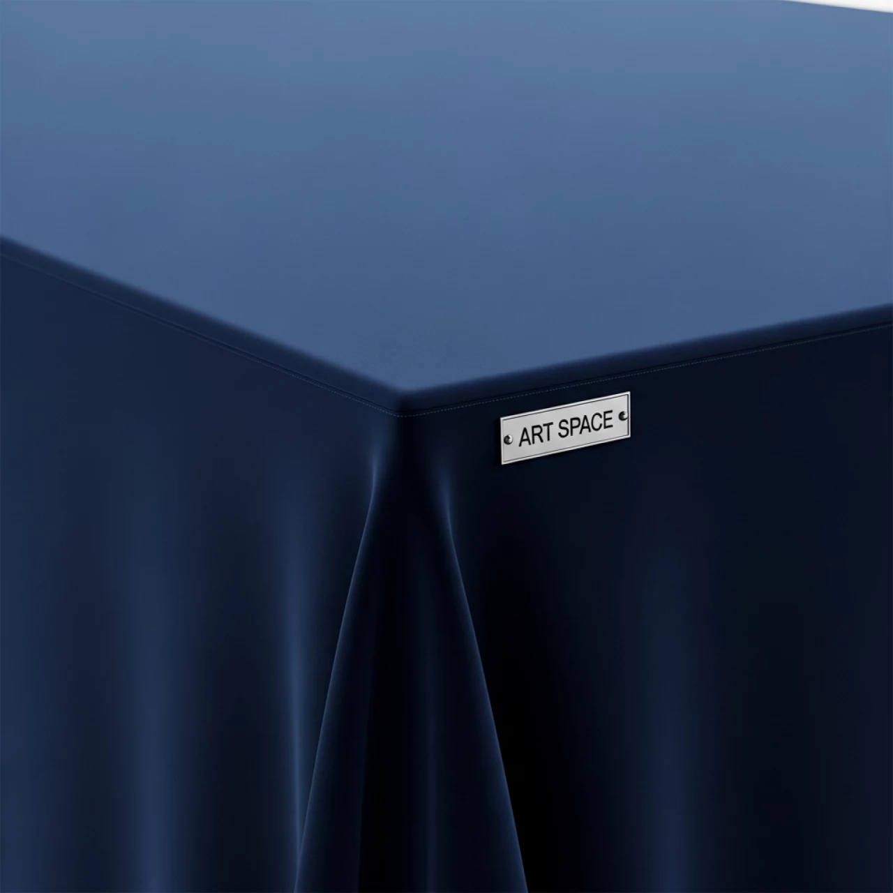 Аренда Скатерть темно синяя 3,2х2,25 м евроугол в Grand Karat Sochi — ART SPACE